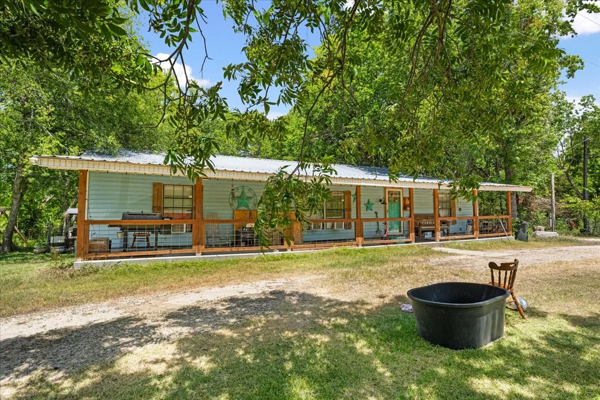 Single Family Residence For Sale in Navarro County , 9828 Fm 709 S, Purdon, Texas 76679, 4 Bedroom, 2 Bathroom, Garage spaces, 2,788 Sqft, built in 1980, mls#21355026, Real Estate Agent in Purdon, Homes For Sale in Navarro county, Homes For Sale in Purdon, Realtor in Purdon Texas, Real Estate Brokerage Independent Realty Texas, Luminita Cordes Realtor