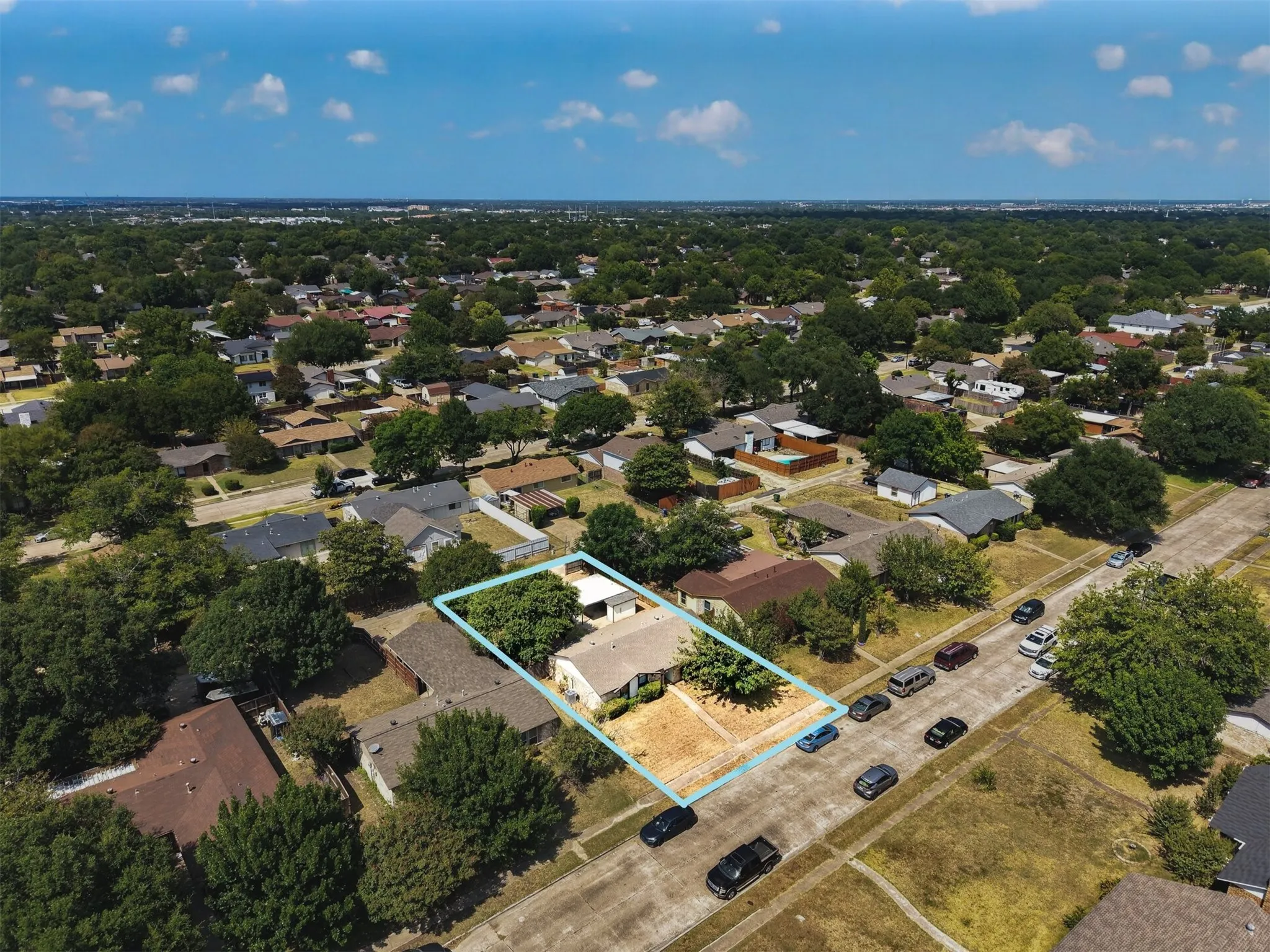 Single Family Residence For Sale in Dallas County , 1817 Millwick Street, Garland, Texas 75044, 4 Bedroom, 2 Bathroom, Garage spaces, 1,376 Sqft, built in 1971, mls#21344504, Real Estate Agent in Garland, Homes For Sale in Dallas county, Homes For Sale in Garland, Realtor in Garland Texas, Real Estate Brokerage Independent Realty Texas, Luminita Cordes Realtor