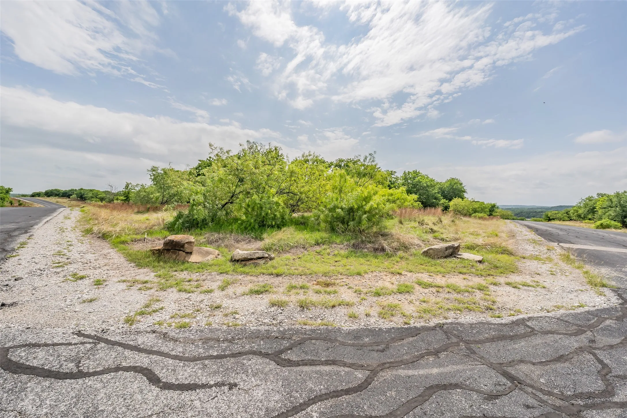 Unimproved Land For Sale in Wise County , Lot 253 Cote D Azur Drive, Chico, Texas 76431, 0, 0, Garage spaces, 0 Sqft, built in 0, mls#21354175, Real Estate Agent in Chico, Homes For Sale in Wise county, Homes For Sale in Chico, Realtor in Chico Texas, Real Estate Brokerage Independent Realty Texas, Luminita Cordes Realtor
