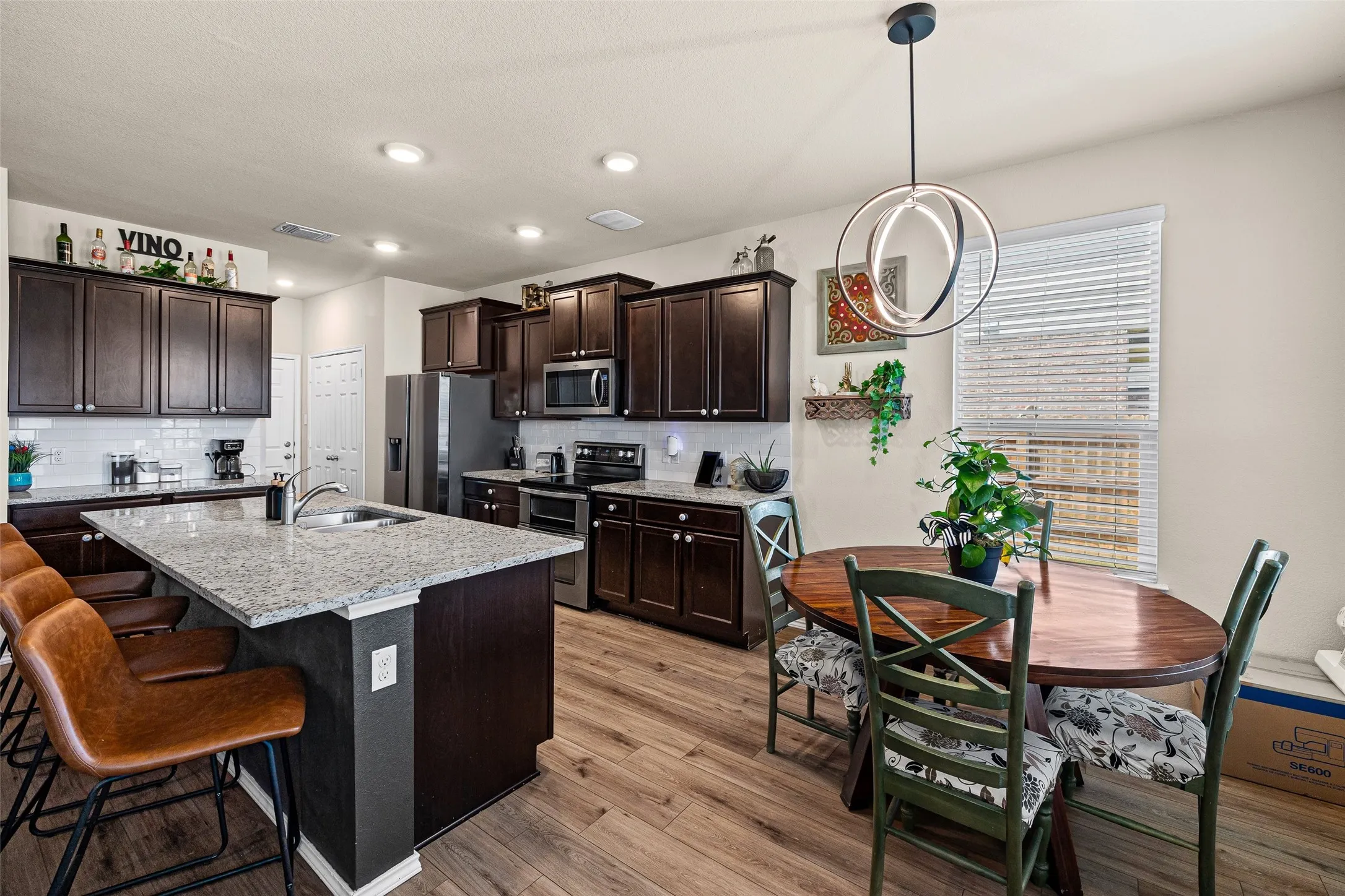 Single Family Residence For Sale in Mc Lennan County , 2816 Brosnan Road, Waco, Texas 76655, 5 Bedroom, 3 Bathroom, 3 Garage spaces, 2,598 Sqft, built in 2021, mls#21349514, Real Estate Agent in Waco, Homes For Sale in Mc Lennan county, Homes For Sale in Waco, Realtor in Waco Texas, Real Estate Brokerage Independent Realty Texas, Luminita Cordes Realtor