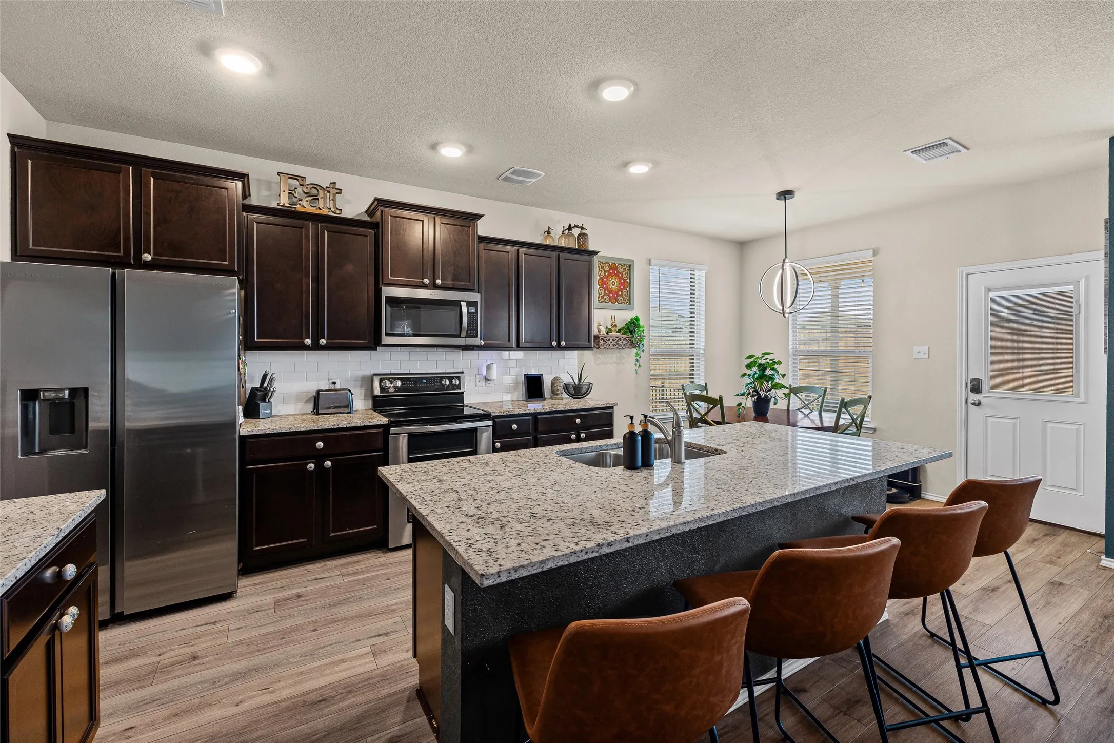 Single Family Residence For Sale in Mc Lennan County , 2816 Brosnan Road, Waco, Texas 76655, 5 Bedroom, 3 Bathroom, 3 Garage spaces, 2,598 Sqft, built in 2021, mls#21349514, Real Estate Agent in Waco, Homes For Sale in Mc Lennan county, Homes For Sale in Waco, Realtor in Waco Texas, Real Estate Brokerage Independent Realty Texas, Luminita Cordes Realtor