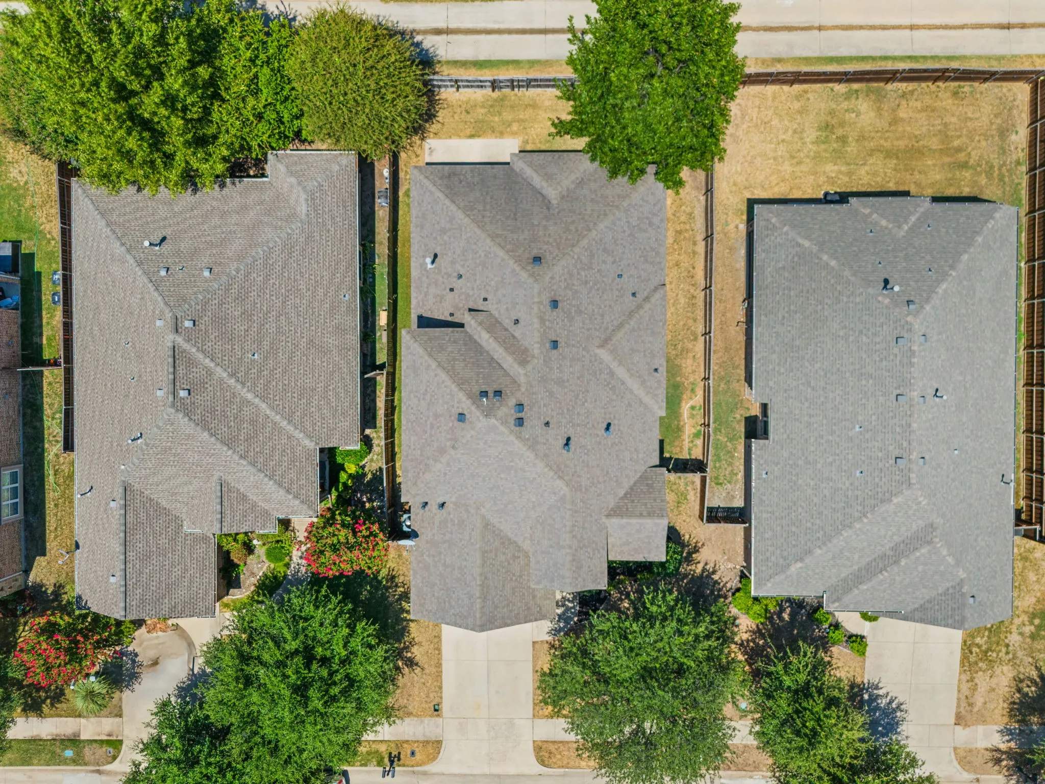 Single Family Residence For Sale in Collin County , 2617 Patriot Drive, Melissa, Texas 75454, 3 Bedroom, 3 Bathroom, 2 Garage spaces, 2,691 Sqft, built in 2008, mls#21354192, Real Estate Agent in Melissa, Homes For Sale in Collin county, Homes For Sale in Melissa, Realtor in Melissa Texas, Real Estate Brokerage Independent Realty Texas, Luminita Cordes Realtor