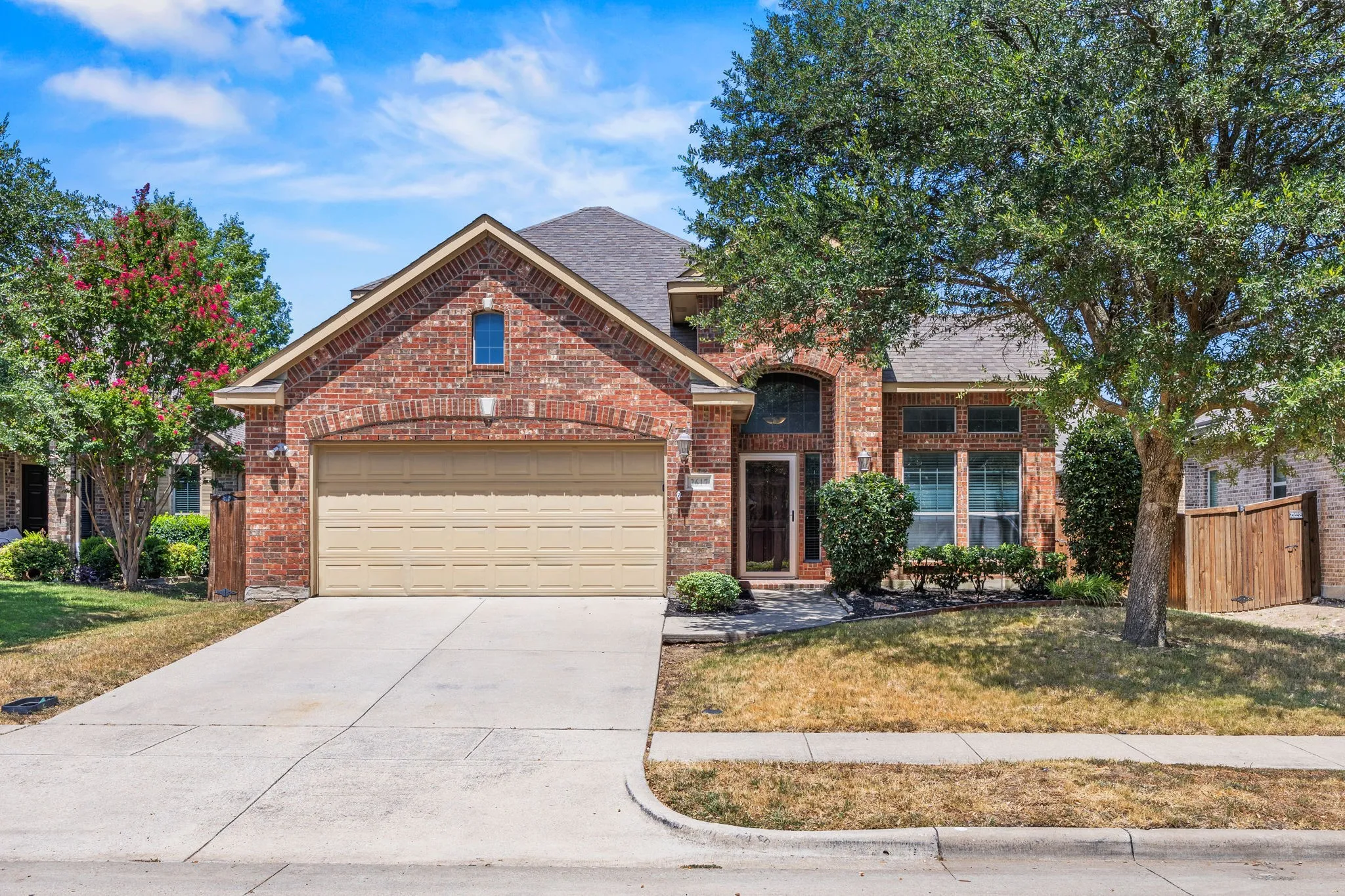 Single Family Residence For Sale in Collin County , 2617 Patriot Drive, Melissa, Texas 75454, 3 Bedroom, 3 Bathroom, 2 Garage spaces, 2,691 Sqft, built in 2008, mls#21354192, Real Estate Agent in Melissa, Homes For Sale in Collin county, Homes For Sale in Melissa, Realtor in Melissa Texas, Real Estate Brokerage Independent Realty Texas, Luminita Cordes Realtor