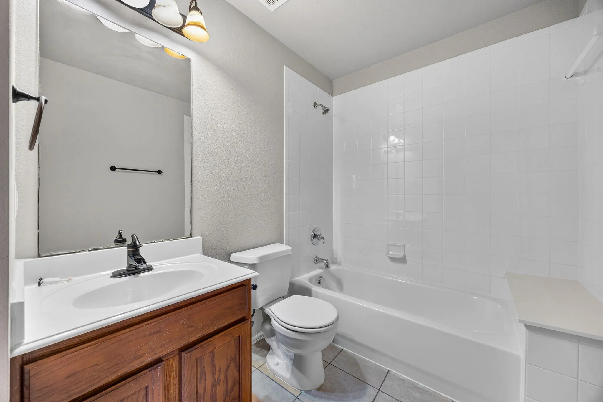 Single Family Residence For Sale in Collin County , 2617 Patriot Drive, Melissa, Texas 75454, 3 Bedroom, 3 Bathroom, 2 Garage spaces, 2,691 Sqft, built in 2008, mls#21354192, Real Estate Agent in Melissa, Homes For Sale in Collin county, Homes For Sale in Melissa, Realtor in Melissa Texas, Real Estate Brokerage Independent Realty Texas, Luminita Cordes Realtor