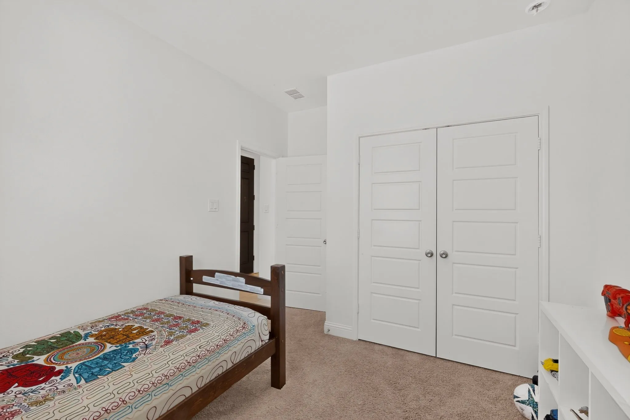 Single Family Residence For Sale in Denton County , 980 Burnett Drive, Aubrey, Texas 76227, 3 Bedroom, 2 Bathroom, 2 Garage spaces, 1,559 Sqft, built in 2023, mls#21353125, Real Estate Agent in Aubrey, Homes For Sale in Denton county, Homes For Sale in Aubrey, Realtor in Aubrey Texas, Real Estate Brokerage Independent Realty Texas, Luminita Cordes Realtor