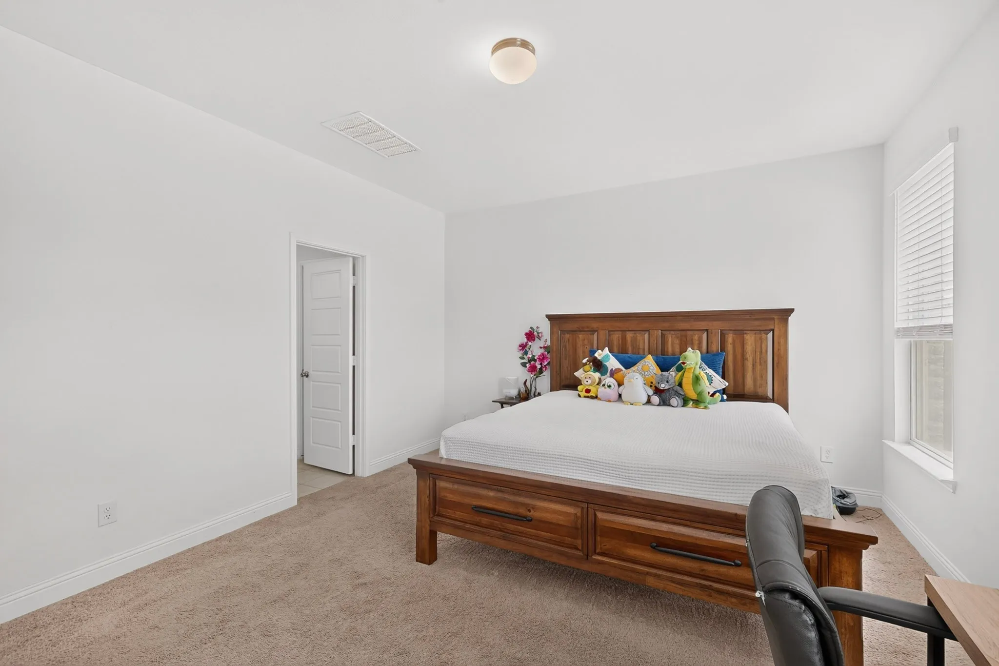 Single Family Residence For Sale in Denton County , 980 Burnett Drive, Aubrey, Texas 76227, 3 Bedroom, 2 Bathroom, 2 Garage spaces, 1,559 Sqft, built in 2023, mls#21353125, Real Estate Agent in Aubrey, Homes For Sale in Denton county, Homes For Sale in Aubrey, Realtor in Aubrey Texas, Real Estate Brokerage Independent Realty Texas, Luminita Cordes Realtor