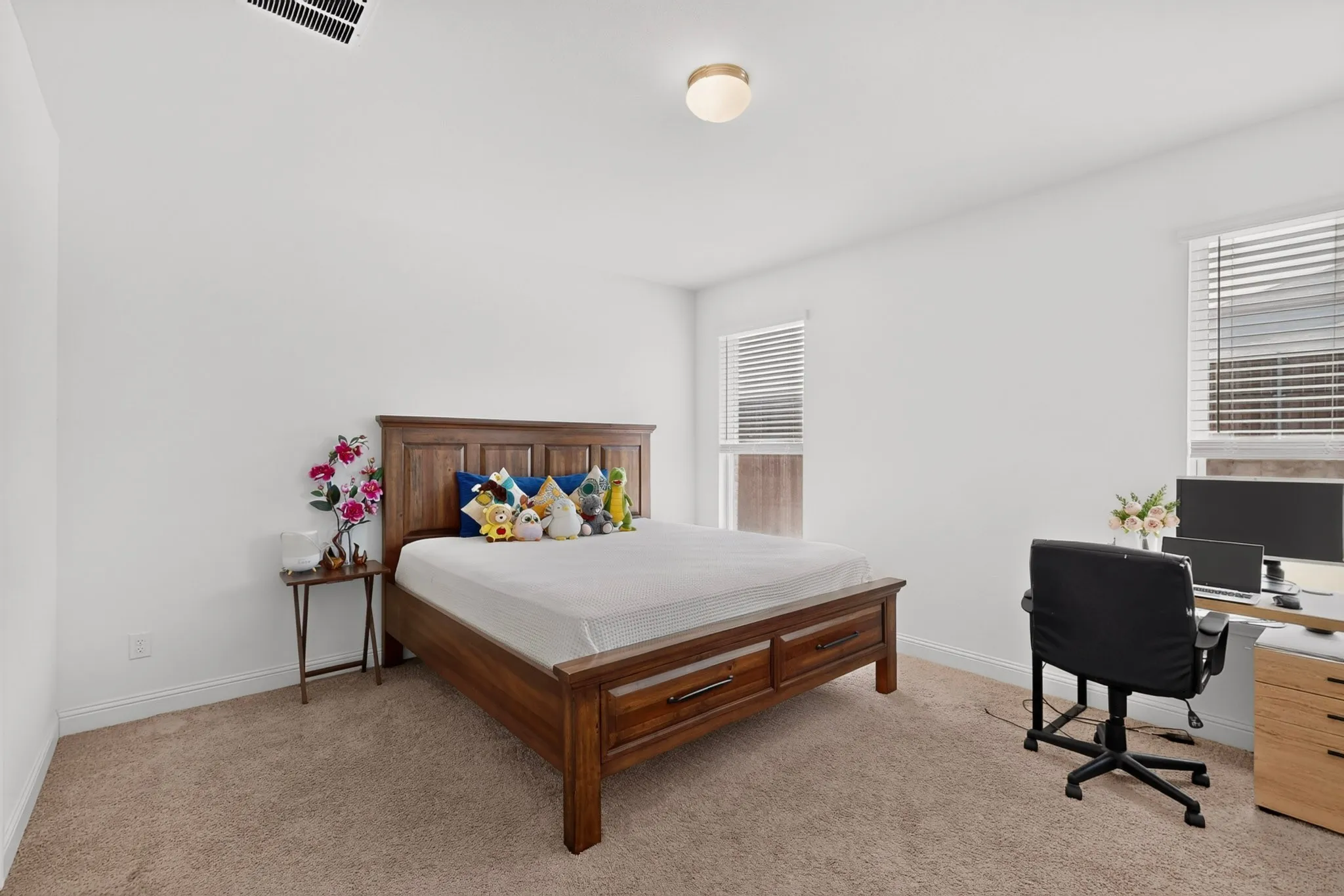 Single Family Residence For Sale in Denton County , 980 Burnett Drive, Aubrey, Texas 76227, 3 Bedroom, 2 Bathroom, 2 Garage spaces, 1,559 Sqft, built in 2023, mls#21353125, Real Estate Agent in Aubrey, Homes For Sale in Denton county, Homes For Sale in Aubrey, Realtor in Aubrey Texas, Real Estate Brokerage Independent Realty Texas, Luminita Cordes Realtor