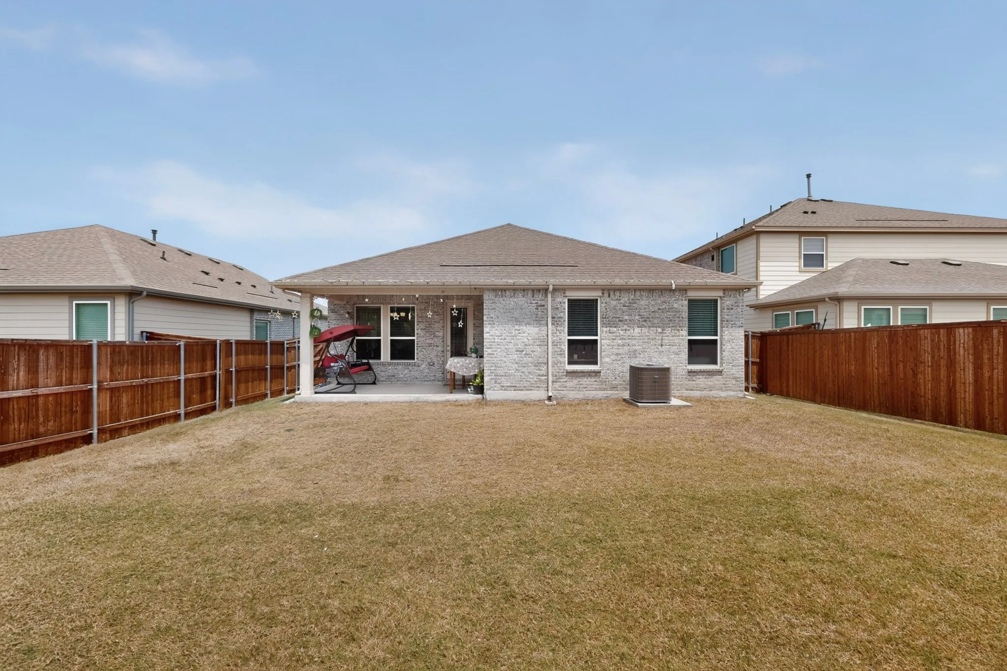 Single Family Residence For Sale in Denton County , 980 Burnett Drive, Aubrey, Texas 76227, 3 Bedroom, 2 Bathroom, 2 Garage spaces, 1,559 Sqft, built in 2023, mls#21353125, Real Estate Agent in Aubrey, Homes For Sale in Denton county, Homes For Sale in Aubrey, Realtor in Aubrey Texas, Real Estate Brokerage Independent Realty Texas, Luminita Cordes Realtor