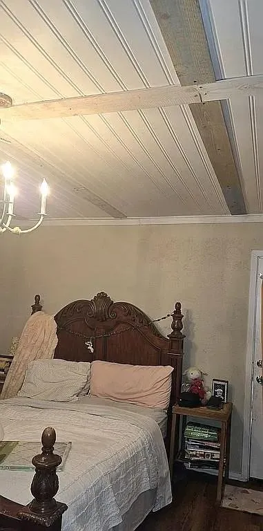 Single Family Residence For Sale in Wise County , 1214 Elm Court, Runaway Bay, Texas 76426, 3 Bedroom, 2 Bathroom, Garage spaces, 1,404 Sqft, built in 1970, mls#21355065, Real Estate Agent in Runaway Bay, Homes For Sale in Wise county, Homes For Sale in Runaway Bay, Realtor in Runaway Bay Texas, Real Estate Brokerage Independent Realty Texas, Luminita Cordes Realtor