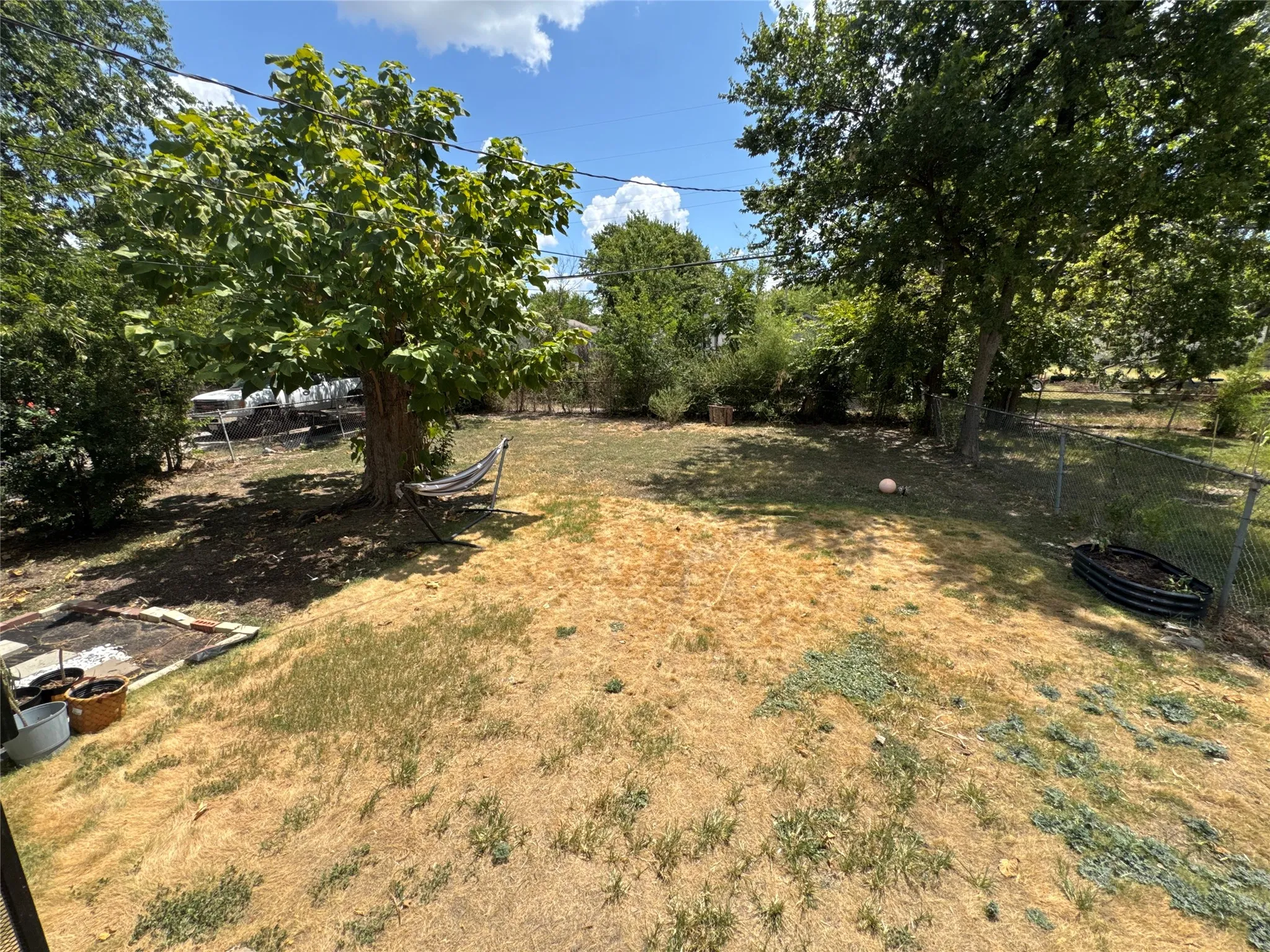 Single Family Residence For Rent in Dallas County , 2454 Lea Crest Drive, Dallas, Texas 75216, 3 Bedroom, 1 Bathroom, Garage spaces, 980 Sqft, built in 1949, mls#21355055, Real Estate Agent in Dallas, Homes For Rent in Dallas county, Homes For Rent in Dallas, Realtor in Dallas Texas, Real Estate Brokerage Independent Realty Texas, Luminita Cordes Realtor