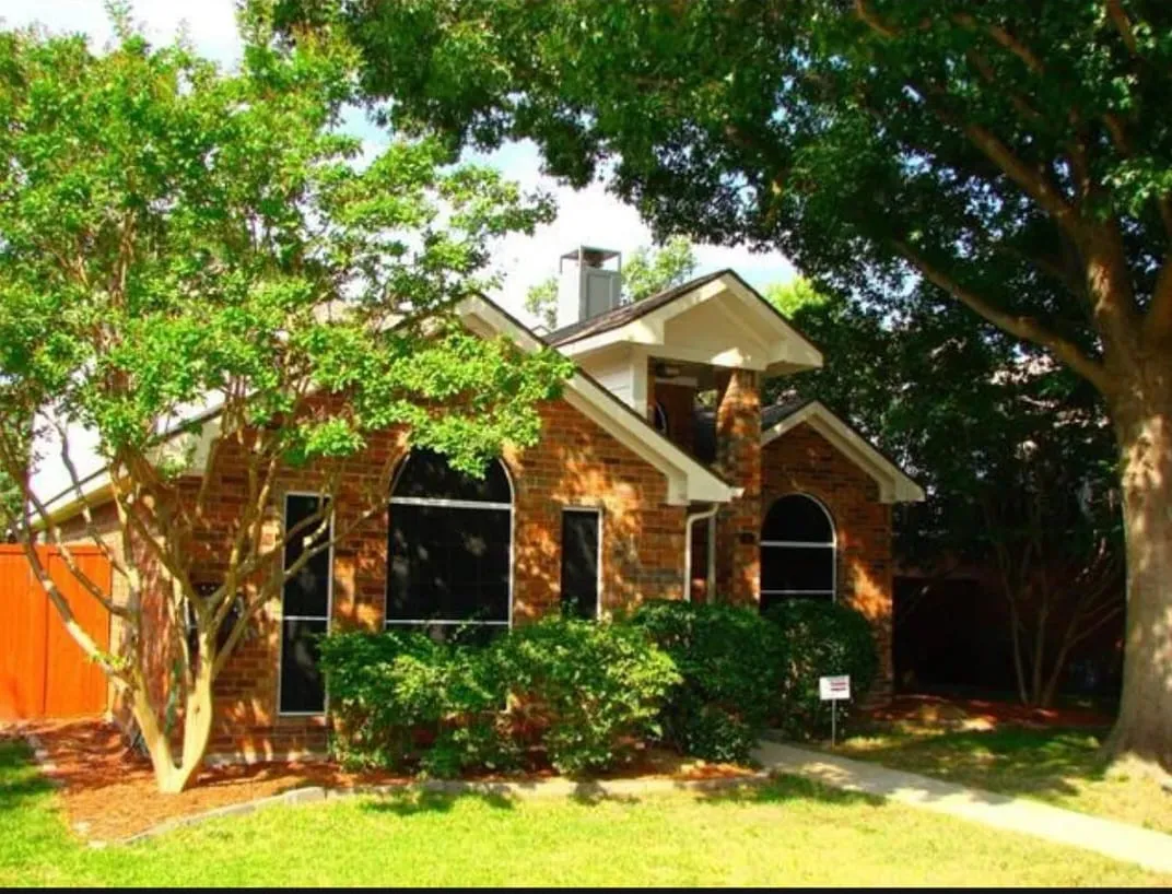 Single Family Residence For Rent in Dallas County , 550 Village Green Drive, Coppell, Texas 75019, 4 Bedroom, 3 Bathroom, 2 Garage spaces, 1,858 Sqft, built in 1989, mls#21354801, Real Estate Agent in Coppell, Homes For Rent in Dallas county, Homes For Rent in Coppell, Realtor in Coppell Texas, Real Estate Brokerage Independent Realty Texas, Luminita Cordes Realtor