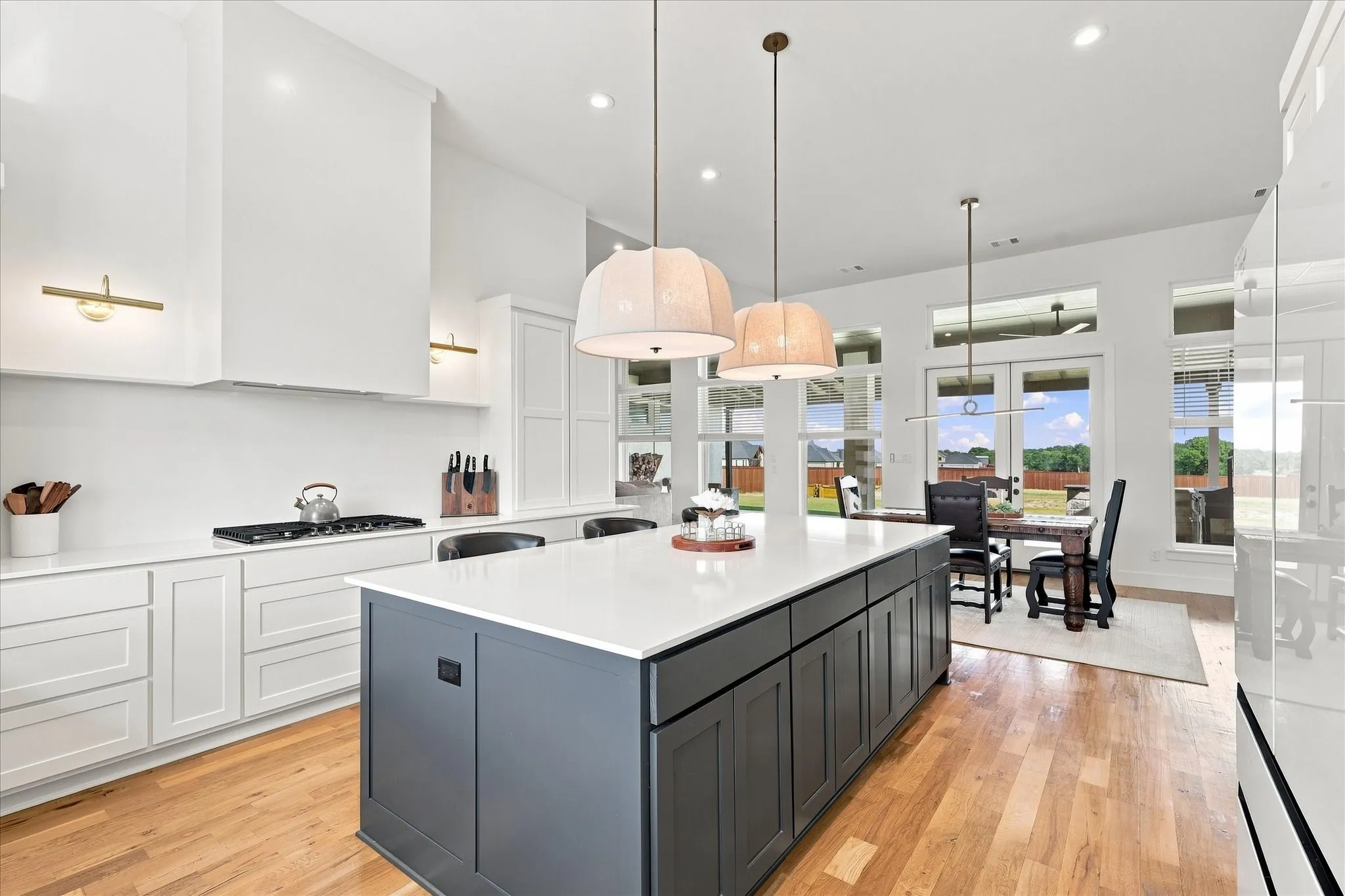 Single Family Residence For Sale in Ellis County , 1020 Hartson Way, Midlothian, Texas 76065, 5 Bedroom, 3 Bathroom, 3 Garage spaces, 3,258 Sqft, built in 2024, mls#21355004, Real Estate Agent in Midlothian, Homes For Sale in Ellis county, Homes For Sale in Midlothian, Realtor in Midlothian Texas, Real Estate Brokerage Independent Realty Texas, Luminita Cordes Realtor