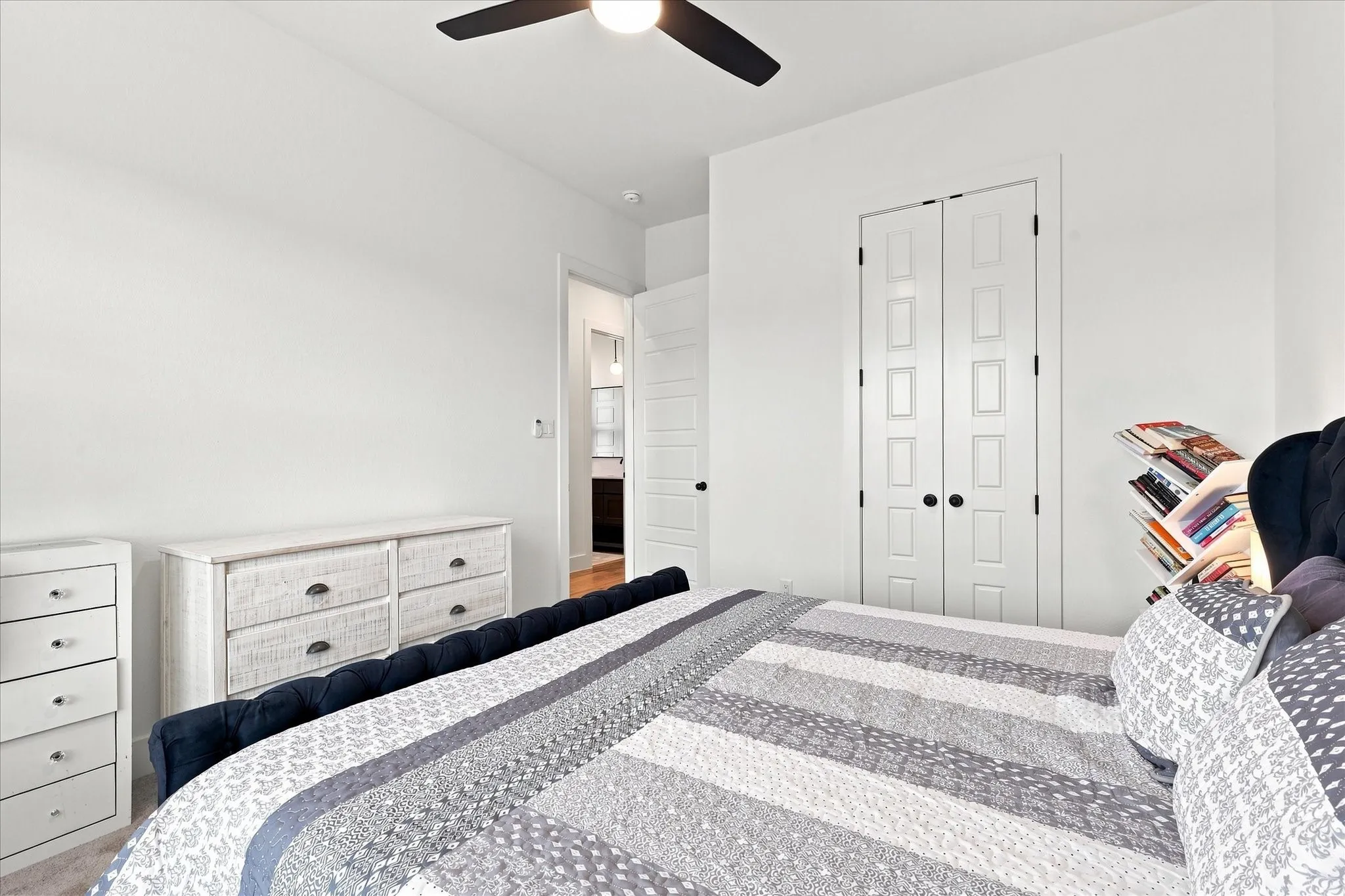 Single Family Residence For Sale in Ellis County , 1020 Hartson Way, Midlothian, Texas 76065, 5 Bedroom, 3 Bathroom, 3 Garage spaces, 3,258 Sqft, built in 2024, mls#21355004, Real Estate Agent in Midlothian, Homes For Sale in Ellis county, Homes For Sale in Midlothian, Realtor in Midlothian Texas, Real Estate Brokerage Independent Realty Texas, Luminita Cordes Realtor