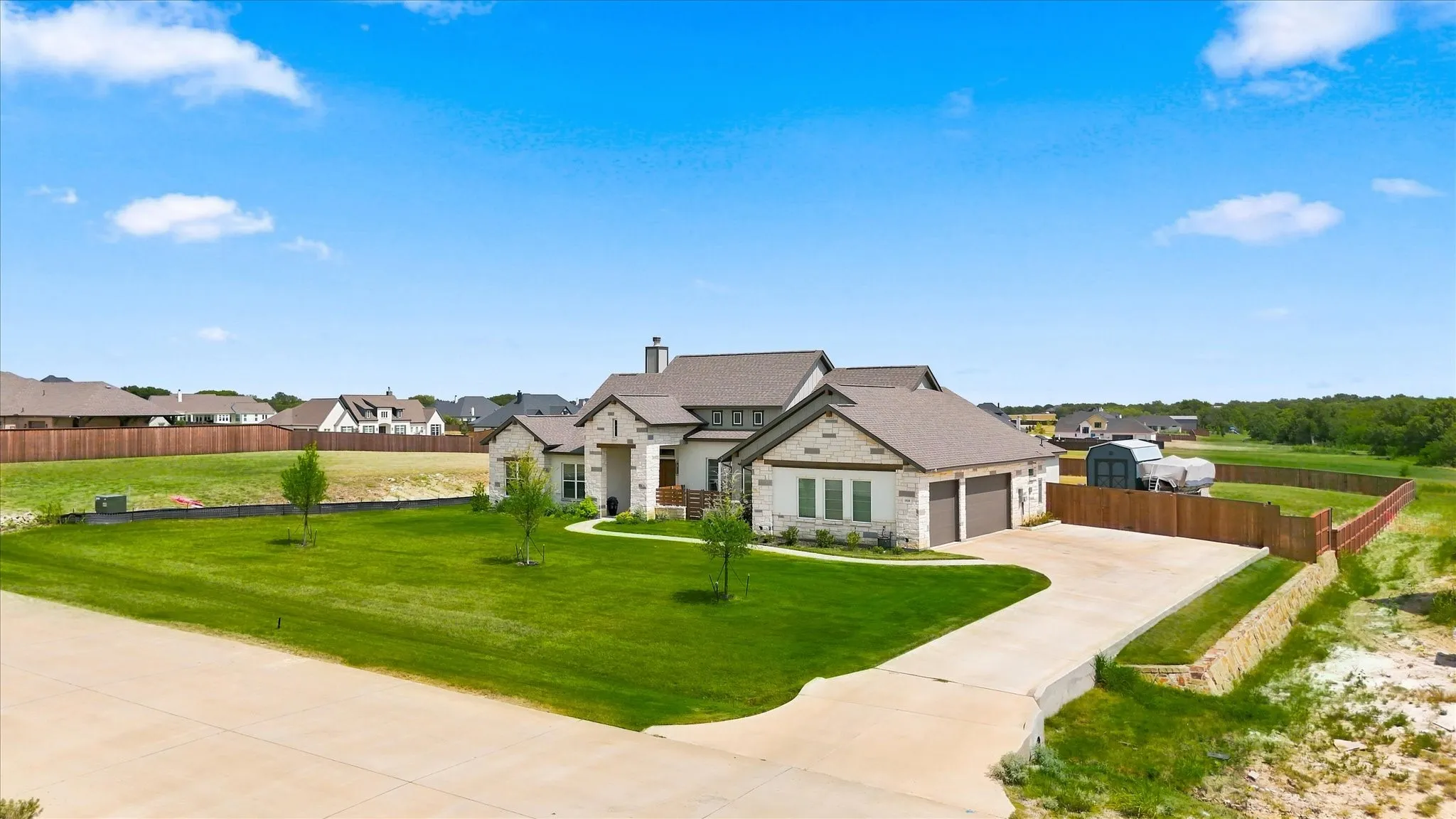 Single Family Residence For Sale in Ellis County , 1020 Hartson Way, Midlothian, Texas 76065, 5 Bedroom, 3 Bathroom, 3 Garage spaces, 3,258 Sqft, built in 2024, mls#21355004, Real Estate Agent in Midlothian, Homes For Sale in Ellis county, Homes For Sale in Midlothian, Realtor in Midlothian Texas, Real Estate Brokerage Independent Realty Texas, Luminita Cordes Realtor