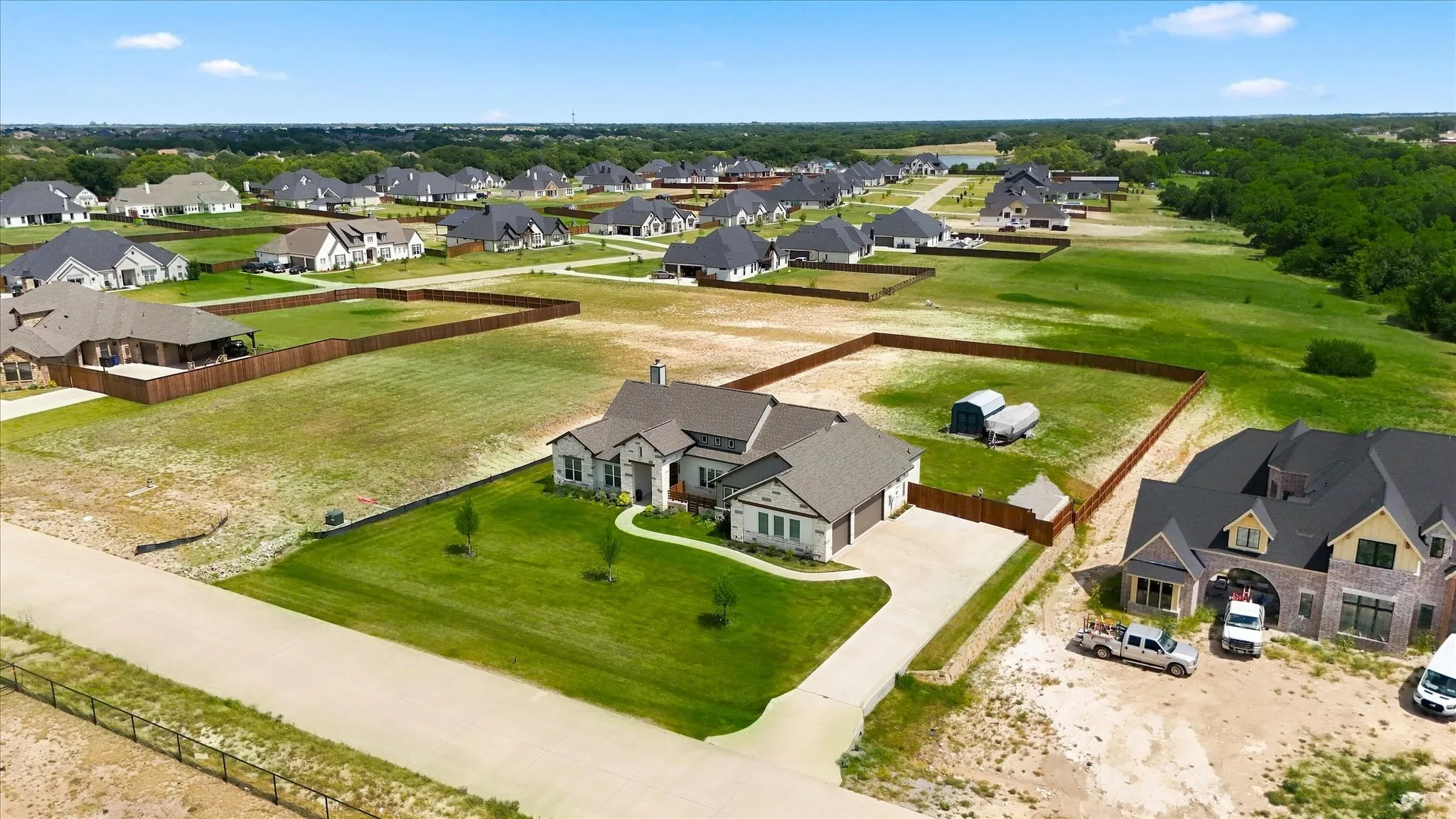 Single Family Residence For Sale in Ellis County , 1020 Hartson Way, Midlothian, Texas 76065, 5 Bedroom, 3 Bathroom, 3 Garage spaces, 3,258 Sqft, built in 2024, mls#21355004, Real Estate Agent in Midlothian, Homes For Sale in Ellis county, Homes For Sale in Midlothian, Realtor in Midlothian Texas, Real Estate Brokerage Independent Realty Texas, Luminita Cordes Realtor