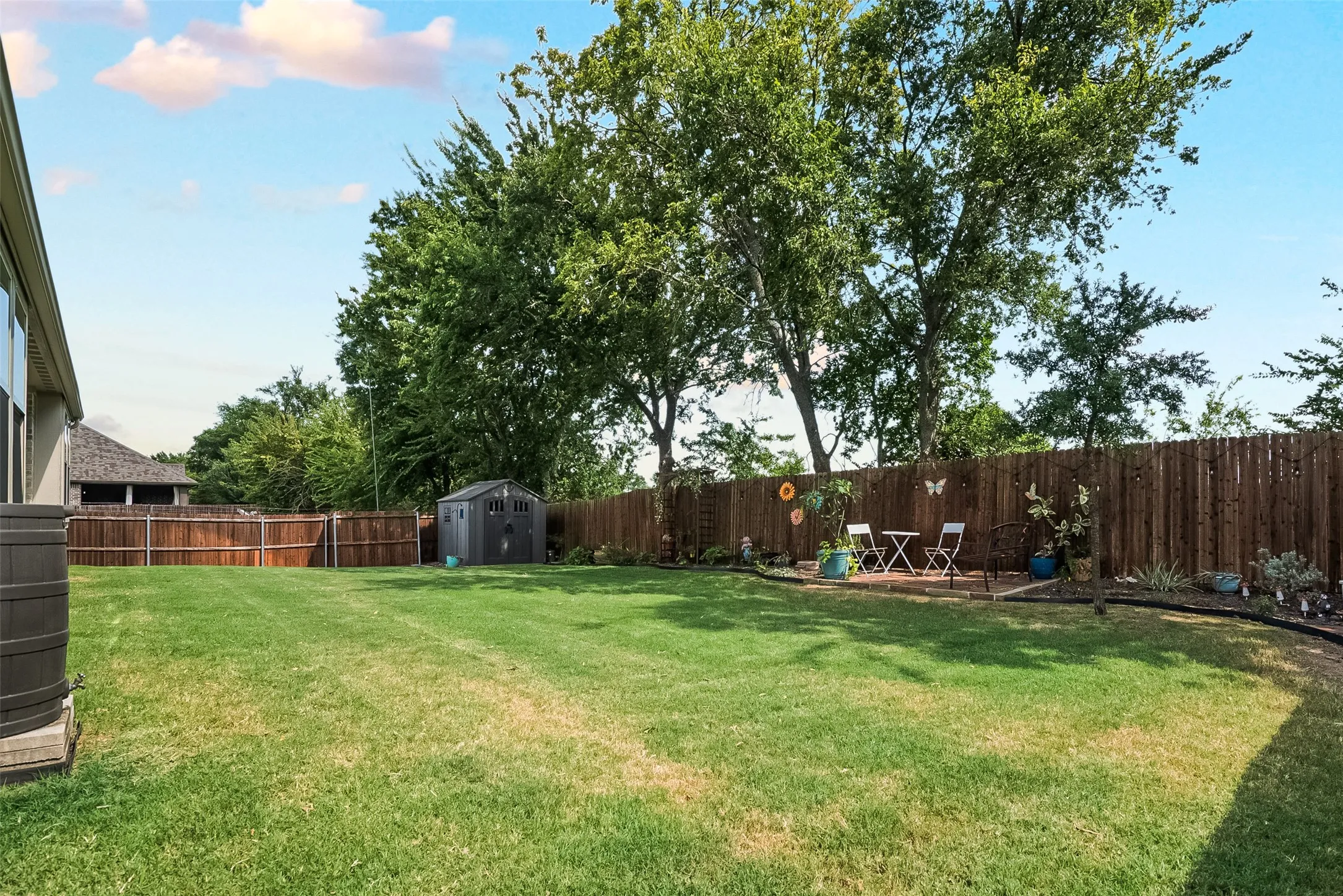 Single Family Residence For Sale in Grayson County , 201 Providence Drive, Van Alstyne, Texas 75495, 3 Bedroom, 2 Bathroom, 2 Garage spaces, 1,611 Sqft, built in 2021, mls#21354986, Real Estate Agent in Van Alstyne, Homes For Sale in Grayson county, Homes For Sale in Van Alstyne, Realtor in Van Alstyne Texas, Real Estate Brokerage Independent Realty Texas, Luminita Cordes Realtor