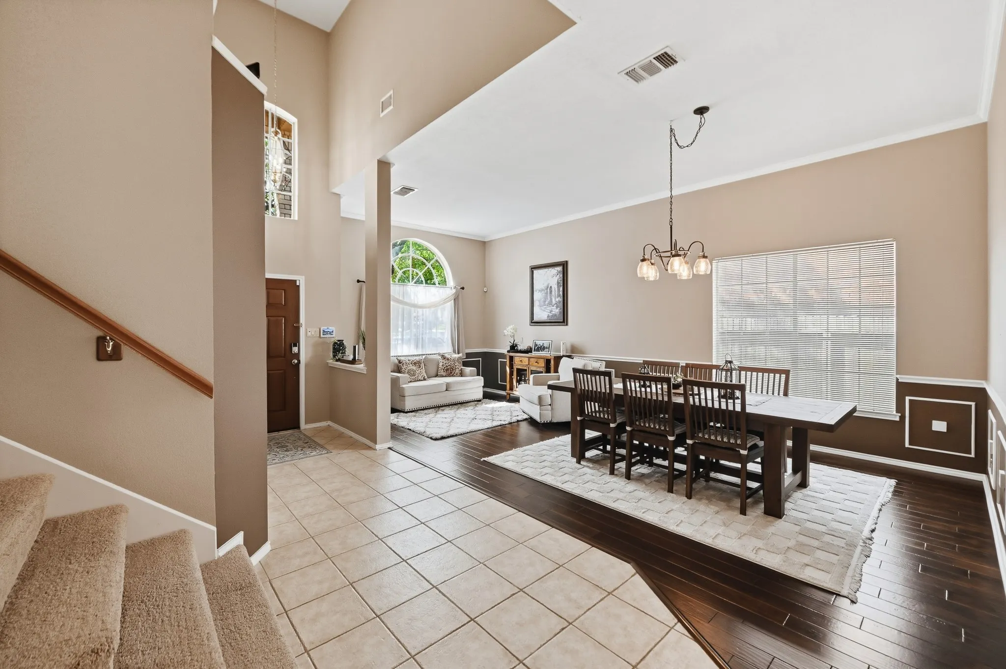 Single Family Residence For Sale in Bexar County , 2011 Chittim Trail Drive, San Antonio, Texas 78232, 4 Bedroom, 3 Bathroom, 2 Garage spaces, 2,693 Sqft, built in 1991, Price $450,000, mls#21351599, Real Estate Agent in San Antonio, Homes For Sale in Bexar county, Homes For Sale in San Antonio, Realtor in San Antonio Texas, Real Estate Brokerage Independent Realty Texas, Luminita Cordes Realtor