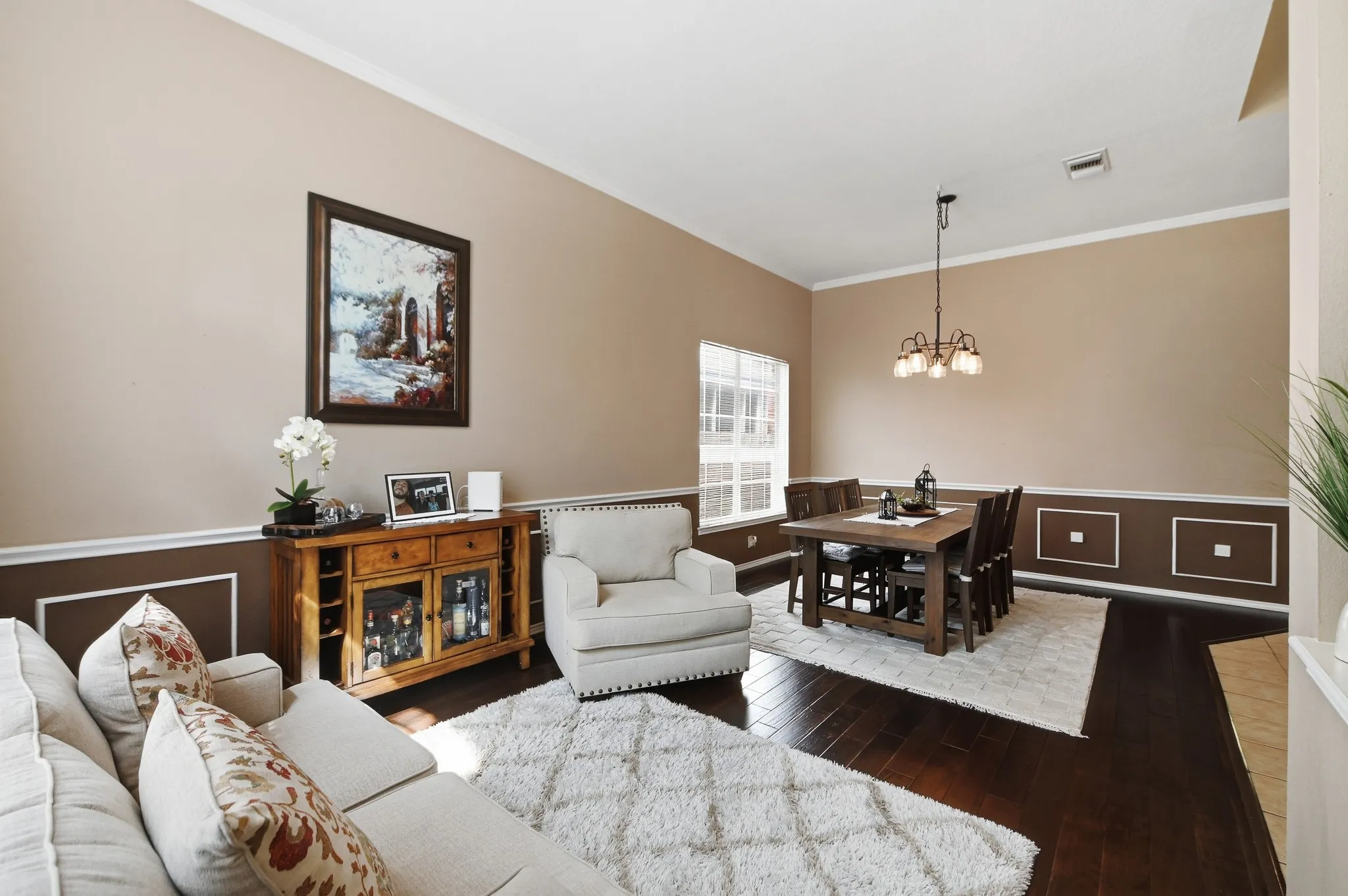 Single Family Residence For Sale in Bexar County , 2011 Chittim Trail Drive, San Antonio, Texas 78232, 4 Bedroom, 3 Bathroom, 2 Garage spaces, 2,693 Sqft, built in 1991, Price $450,000, mls#21351599, Real Estate Agent in San Antonio, Homes For Sale in Bexar county, Homes For Sale in San Antonio, Realtor in San Antonio Texas, Real Estate Brokerage Independent Realty Texas, Luminita Cordes Realtor
