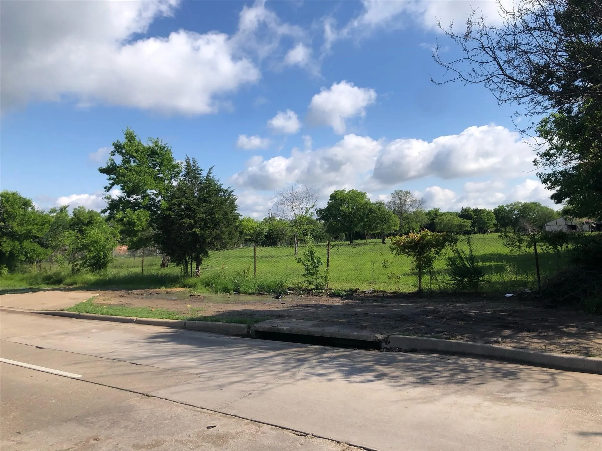 Unimproved Land For Sale in Dallas County , 15411 Seagoville Road, Dallas, Texas 75253, 0, 0, Garage spaces, 0 Sqft, built in 1921, mls#21355100, Real Estate Agent in Dallas, Homes For Sale in Dallas county, Homes For Sale in Dallas, Realtor in Dallas Texas, Real Estate Brokerage Independent Realty Texas, Luminita Cordes Realtor