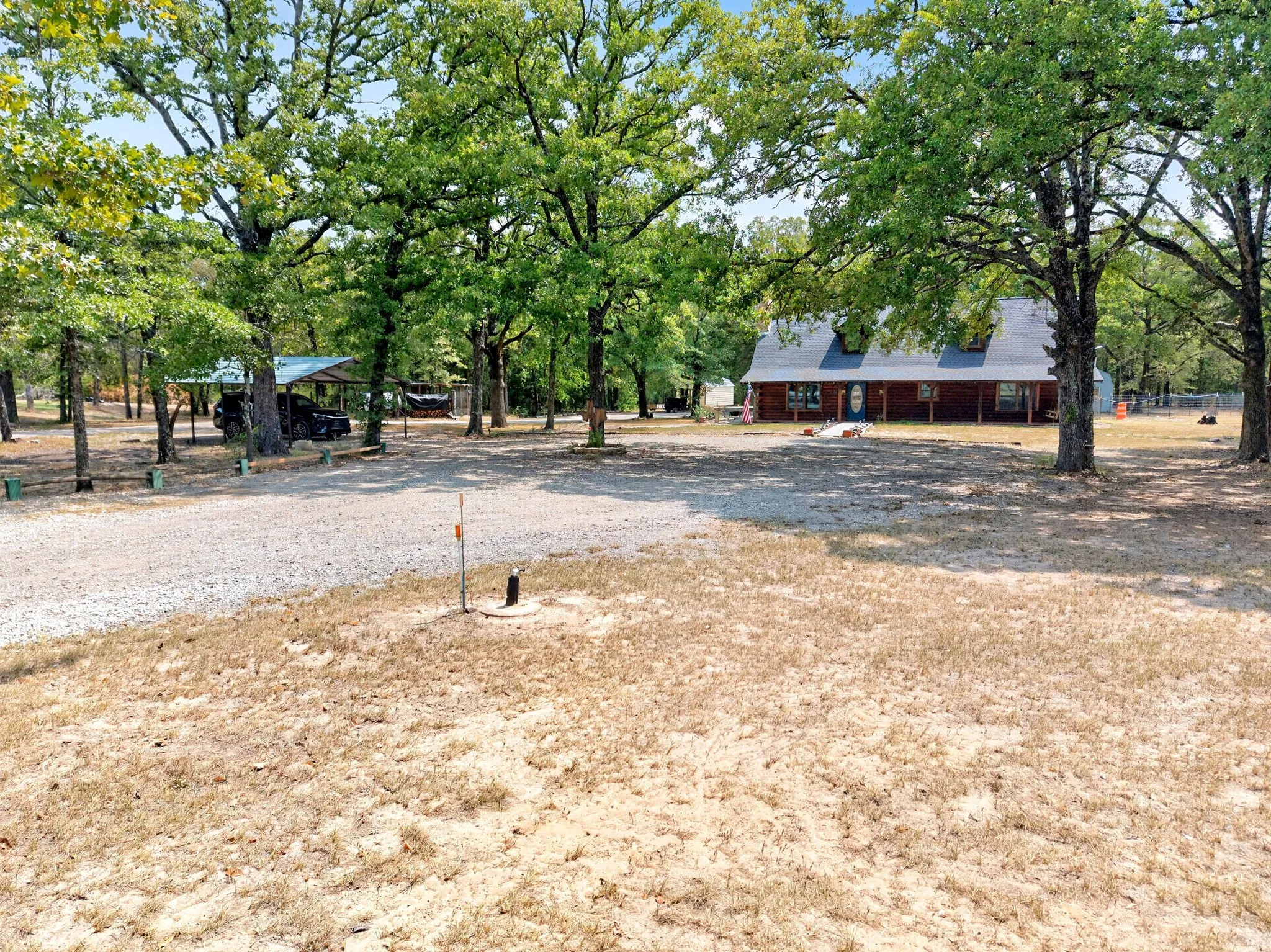 Single Family Residence For Sale in Hunt County , 7223 Fm 2101, Quinlan, Texas 75474, 3 Bedroom, 3 Bathroom, Garage spaces, 2,160 Sqft, built in 1998, mls#21346307, Real Estate Agent in Quinlan, Homes For Sale in Hunt county, Homes For Sale in Quinlan, Realtor in Quinlan Texas, Real Estate Brokerage Independent Realty Texas, Luminita Cordes Realtor