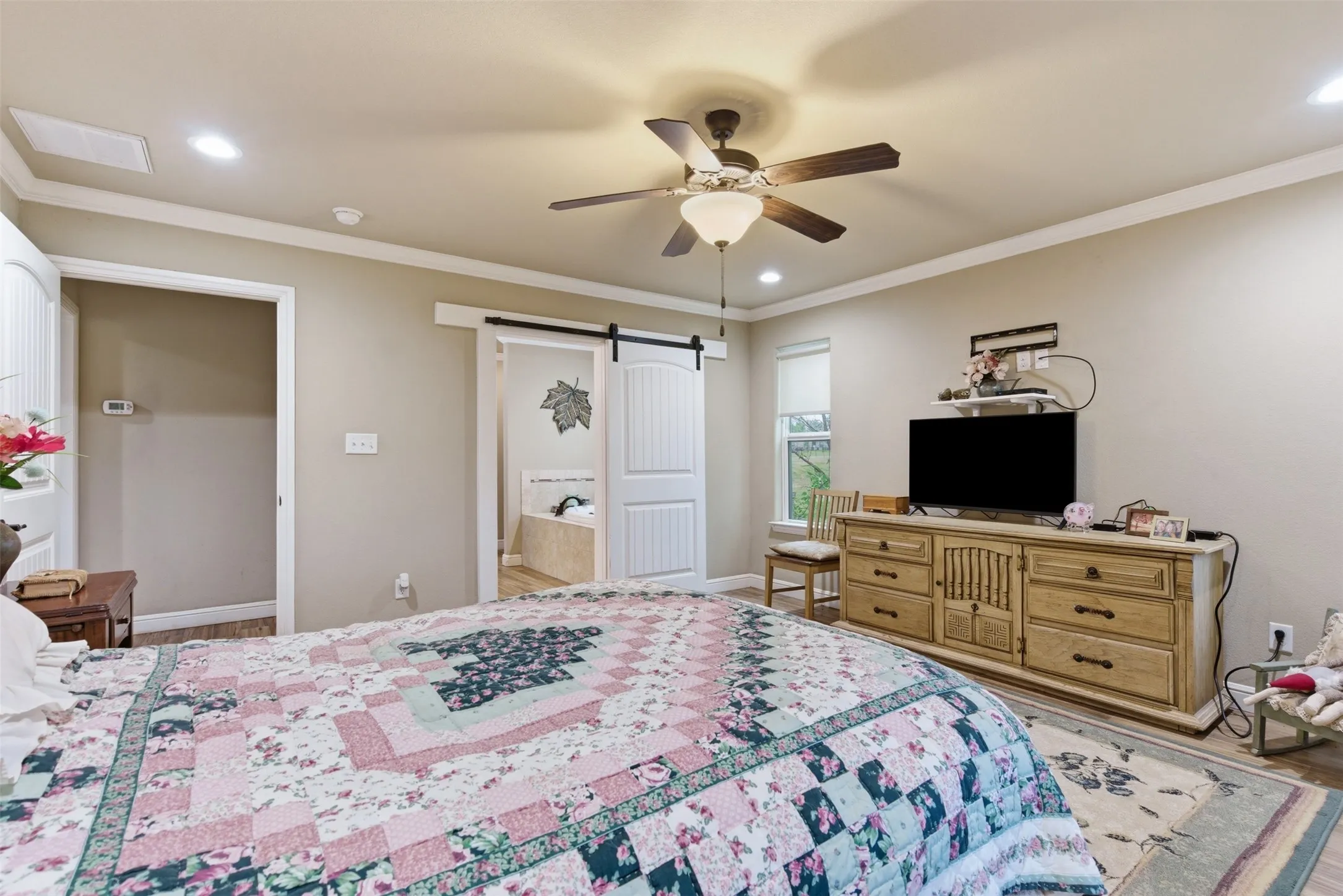 Single Family Residence For Sale in Somervell County , 1085 CR 407, Glen Rose, Texas 76043, 3 Bedroom, 2 Bathroom, 2 Garage spaces, 2,042 Sqft, built in 2018, mls#21354392, Real Estate Agent in Glen Rose, Homes For Sale in Somervell county, Homes For Sale in Glen Rose, Realtor in Glen Rose Texas, Real Estate Brokerage Independent Realty Texas, Luminita Cordes Realtor