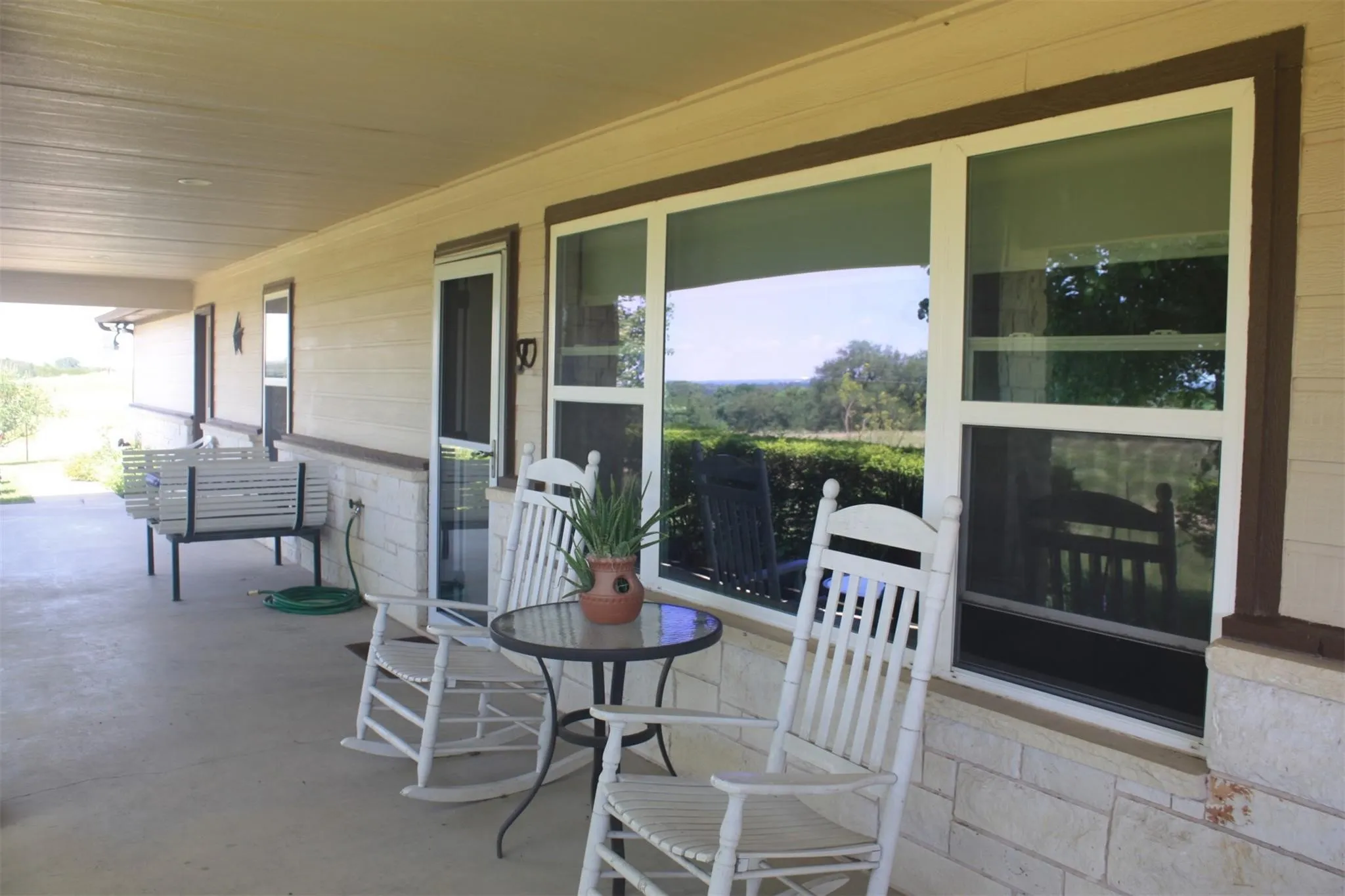 Single Family Residence For Sale in Somervell County , 1085 CR 407, Glen Rose, Texas 76043, 3 Bedroom, 2 Bathroom, 2 Garage spaces, 2,042 Sqft, built in 2018, mls#21354392, Real Estate Agent in Glen Rose, Homes For Sale in Somervell county, Homes For Sale in Glen Rose, Realtor in Glen Rose Texas, Real Estate Brokerage Independent Realty Texas, Luminita Cordes Realtor