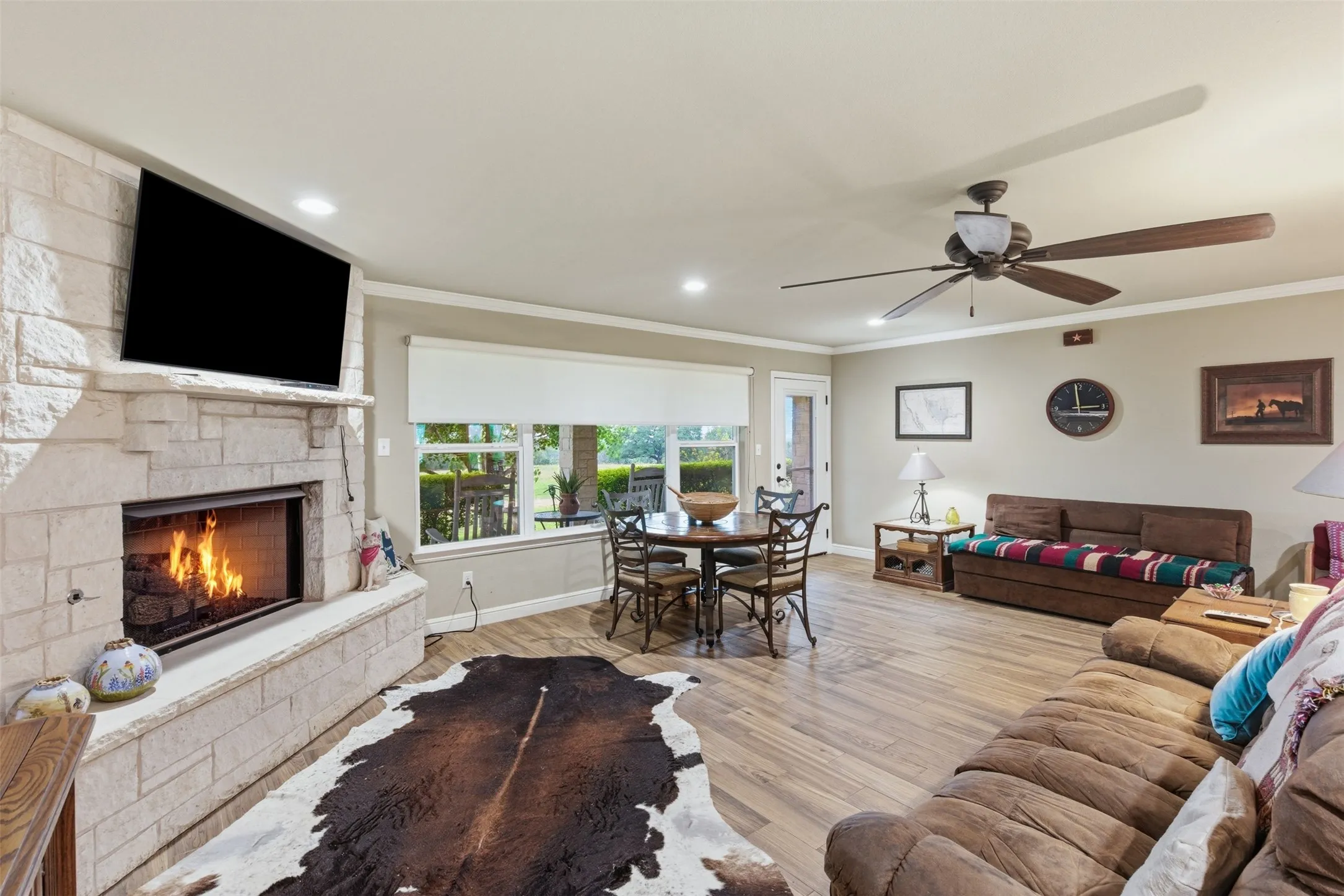 Single Family Residence For Sale in Somervell County , 1085 CR 407, Glen Rose, Texas 76043, 3 Bedroom, 2 Bathroom, 2 Garage spaces, 2,042 Sqft, built in 2018, mls#21354392, Real Estate Agent in Glen Rose, Homes For Sale in Somervell county, Homes For Sale in Glen Rose, Realtor in Glen Rose Texas, Real Estate Brokerage Independent Realty Texas, Luminita Cordes Realtor