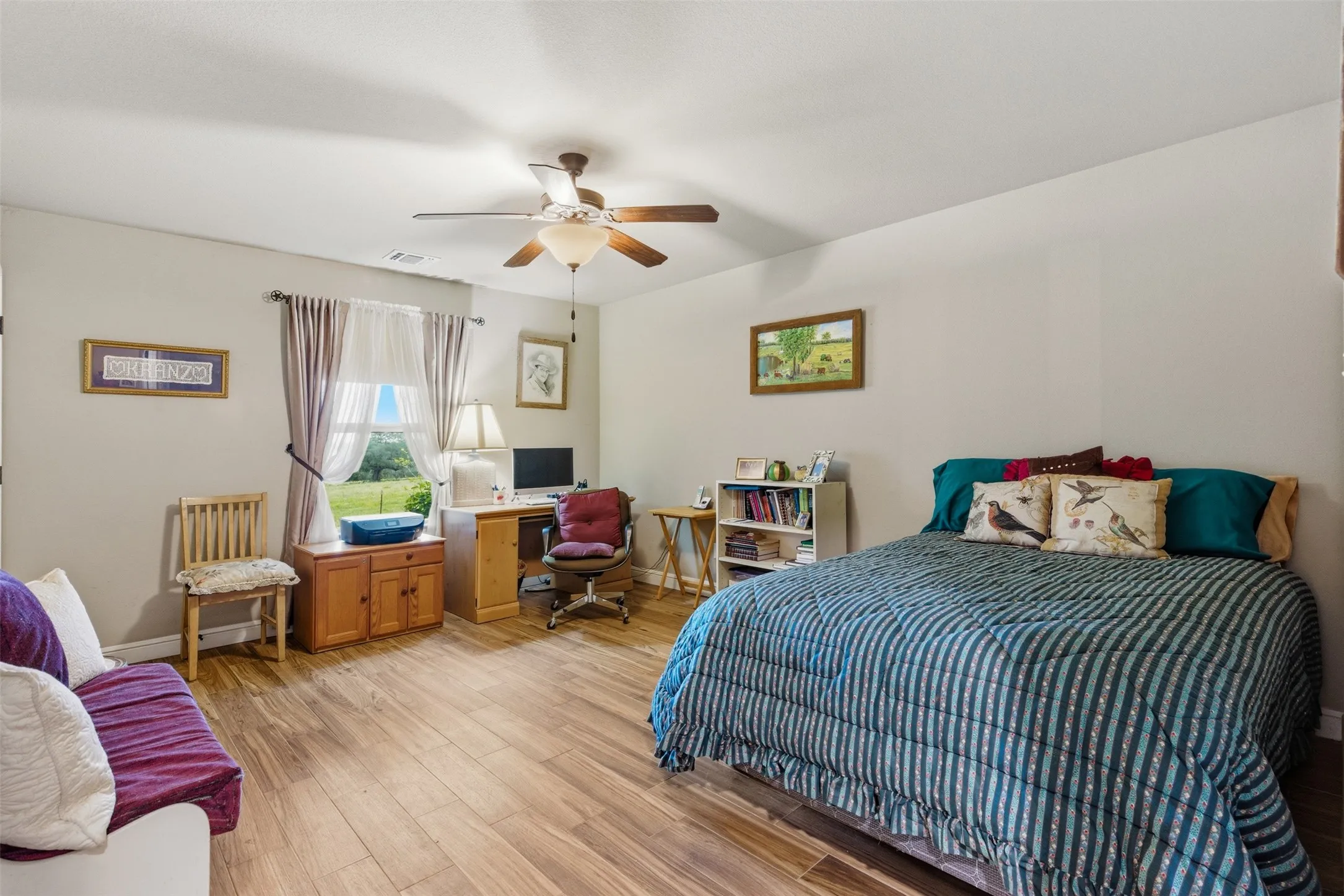 Single Family Residence For Sale in Somervell County , 1085 CR 407, Glen Rose, Texas 76043, 3 Bedroom, 2 Bathroom, 2 Garage spaces, 2,042 Sqft, built in 2018, mls#21354392, Real Estate Agent in Glen Rose, Homes For Sale in Somervell county, Homes For Sale in Glen Rose, Realtor in Glen Rose Texas, Real Estate Brokerage Independent Realty Texas, Luminita Cordes Realtor