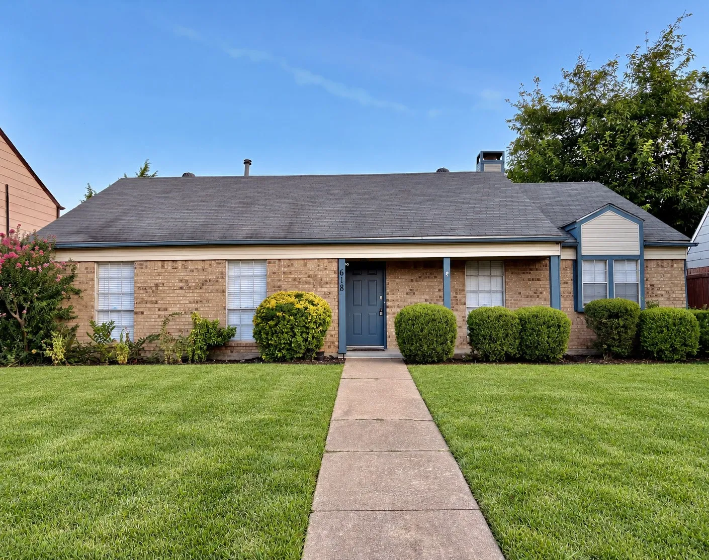 Single Family Residence For Sale in Dallas County , 618 Pyramid Drive, Garland, Texas 75040, 4 Bedroom, 2 Bathroom, Garage spaces, 2,100 Sqft, built in 1980, mls#21348456, Real Estate Agent in Garland, Homes For Sale in Dallas county, Homes For Sale in Garland, Realtor in Garland Texas, Real Estate Brokerage Independent Realty Texas, Luminita Cordes Realtor