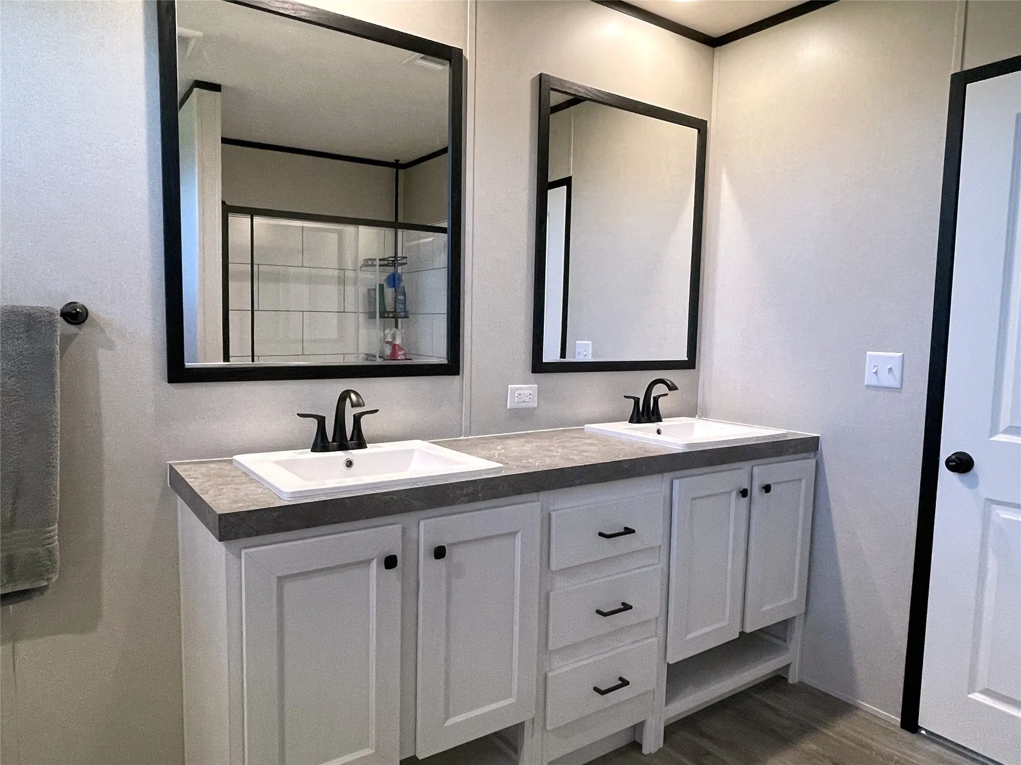 Mobile Home For Sale in Freestone County , 332 County Road 691, Teague, Texas 75860, 3 Bedroom, 2 Bathroom, Garage spaces, 1,792 Sqft, built in 2026, Price $355,000, mls#21350682, Real Estate Agent in Teague, Homes For Sale in Freestone county, Homes For Sale in Teague, Realtor in Teague Texas, Real Estate Brokerage Independent Realty Texas, Luminita Cordes Realtor