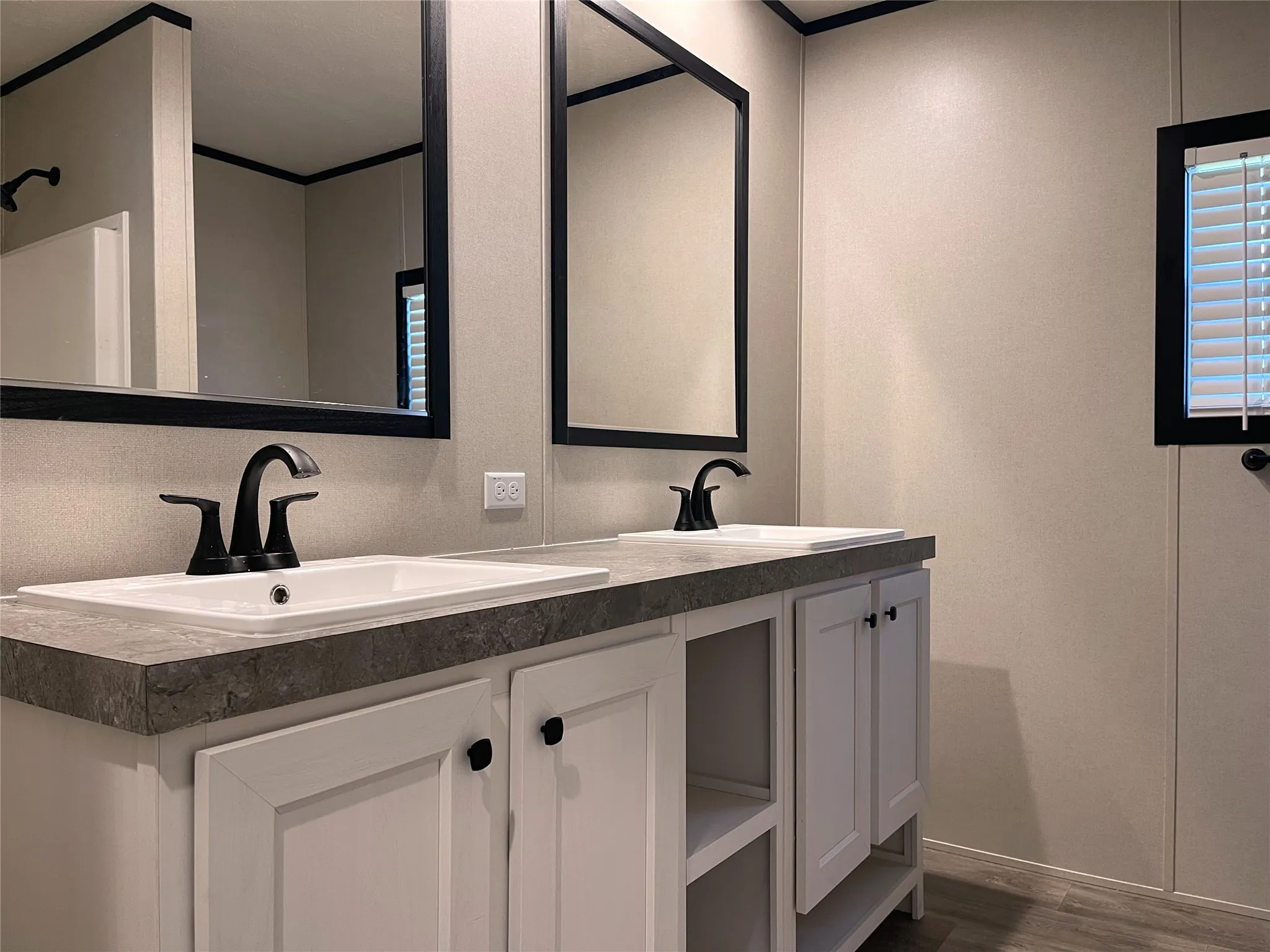Mobile Home For Sale in Freestone County , 332 County Road 691, Teague, Texas 75860, 3 Bedroom, 2 Bathroom, Garage spaces, 1,792 Sqft, built in 2026, Price $355,000, mls#21350682, Real Estate Agent in Teague, Homes For Sale in Freestone county, Homes For Sale in Teague, Realtor in Teague Texas, Real Estate Brokerage Independent Realty Texas, Luminita Cordes Realtor
