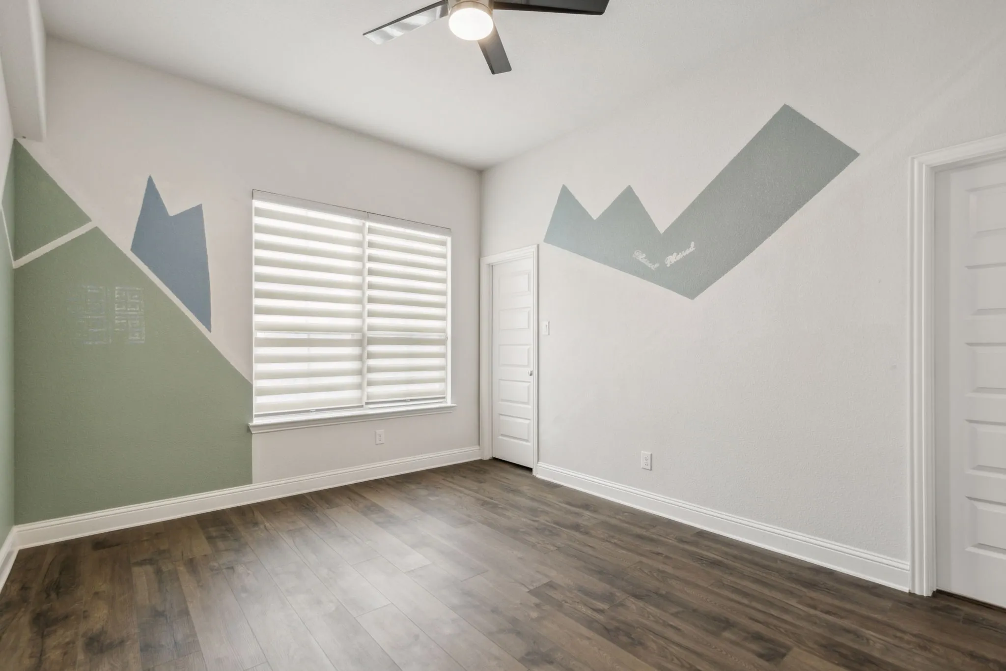 Single Family Residence For Rent in Collin County , 906 Overton Avenue, Celina, Texas 75009, 5 Bedroom, 4 Bathroom, 3 Garage spaces, 3,737 Sqft, built in 2019, mls#21355113, Real Estate Agent in Celina, Homes For Rent in Collin county, Homes For Rent in Celina, Realtor in Celina Texas, Real Estate Brokerage Independent Realty Texas, Luminita Cordes Realtor