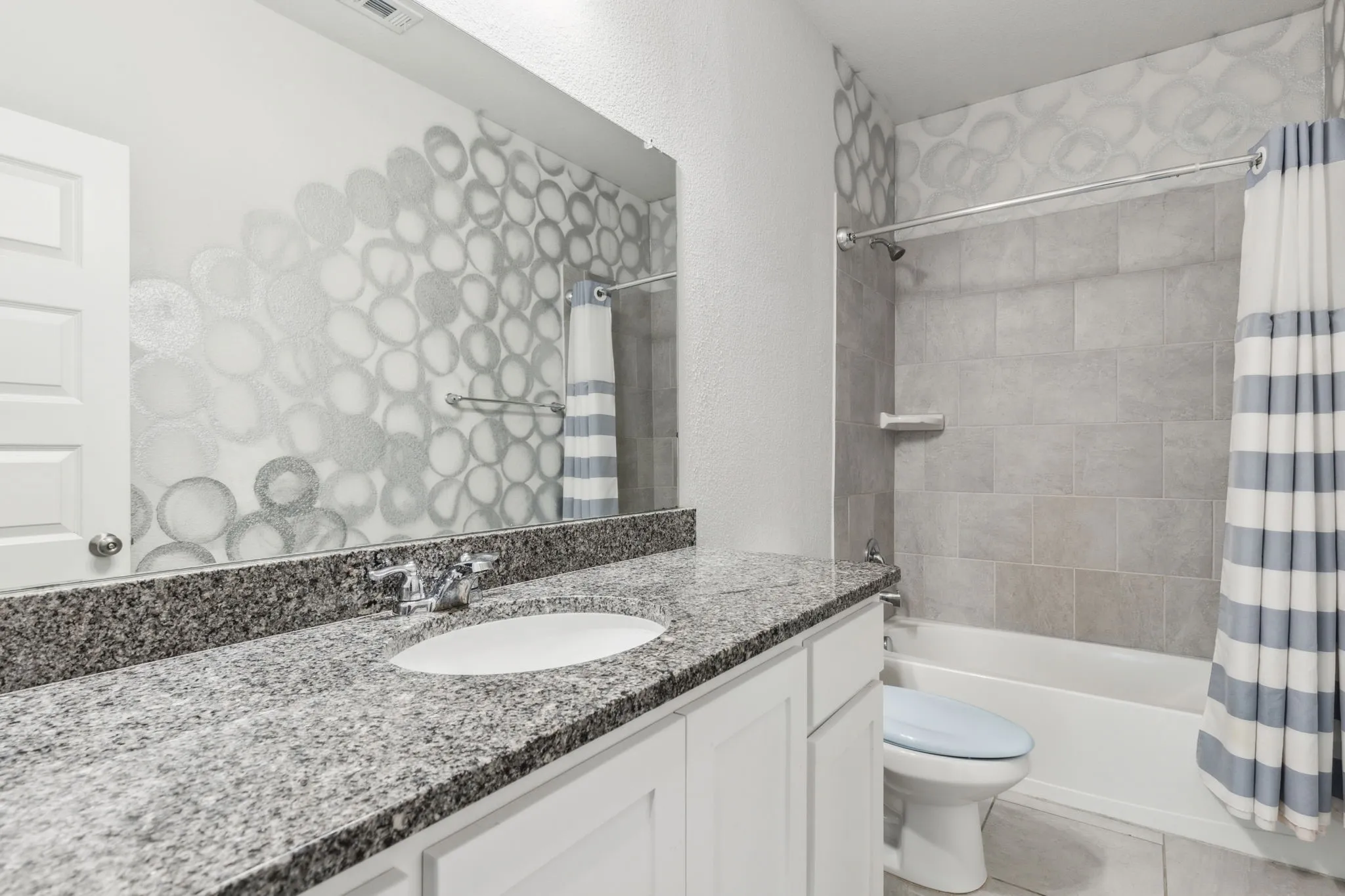 Single Family Residence For Rent in Collin County , 906 Overton Avenue, Celina, Texas 75009, 5 Bedroom, 4 Bathroom, 3 Garage spaces, 3,737 Sqft, built in 2019, mls#21355113, Real Estate Agent in Celina, Homes For Rent in Collin county, Homes For Rent in Celina, Realtor in Celina Texas, Real Estate Brokerage Independent Realty Texas, Luminita Cordes Realtor