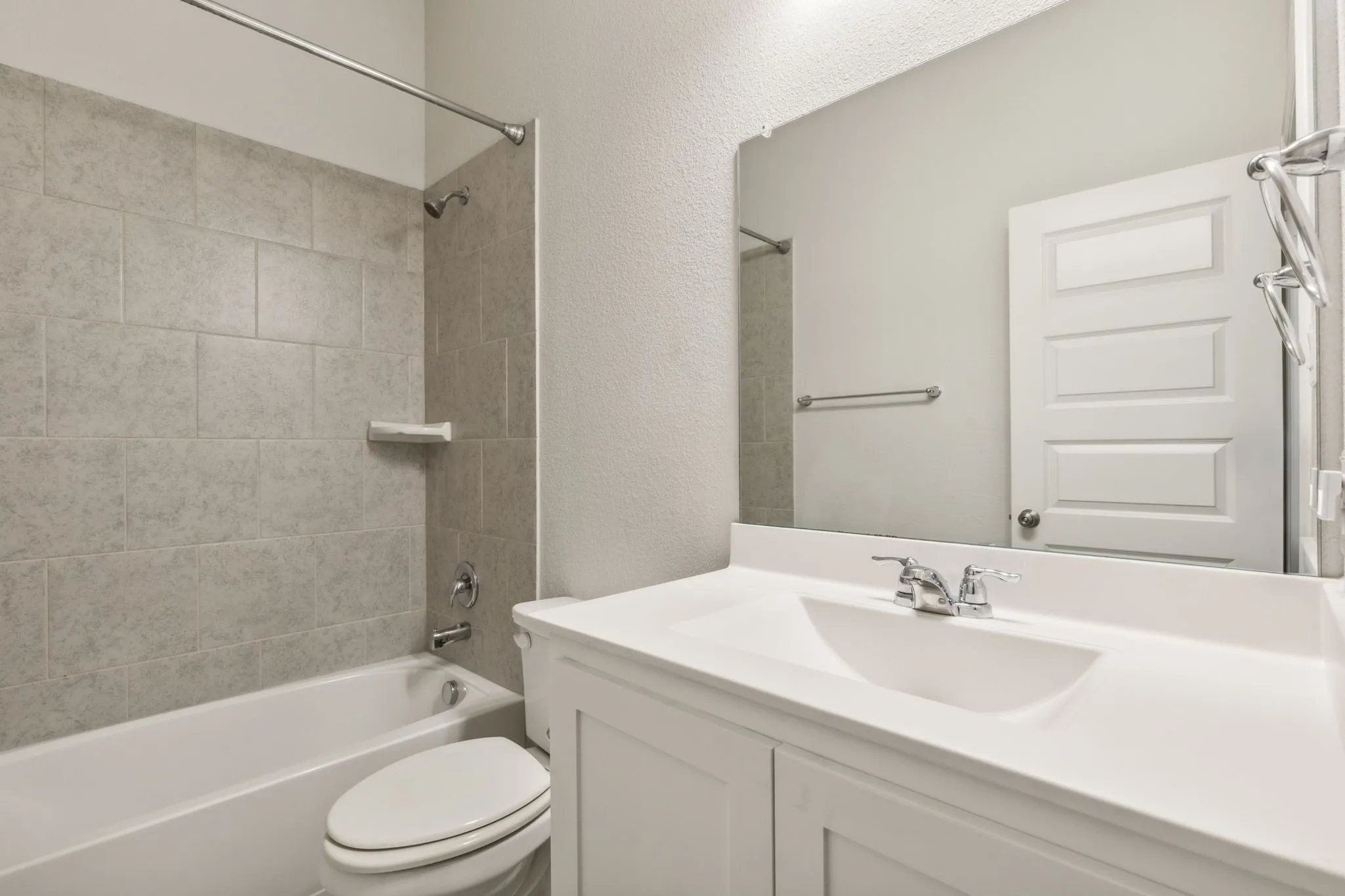 Single Family Residence For Rent in Collin County , 906 Overton Avenue, Celina, Texas 75009, 5 Bedroom, 4 Bathroom, 3 Garage spaces, 3,737 Sqft, built in 2019, mls#21355113, Real Estate Agent in Celina, Homes For Rent in Collin county, Homes For Rent in Celina, Realtor in Celina Texas, Real Estate Brokerage Independent Realty Texas, Luminita Cordes Realtor