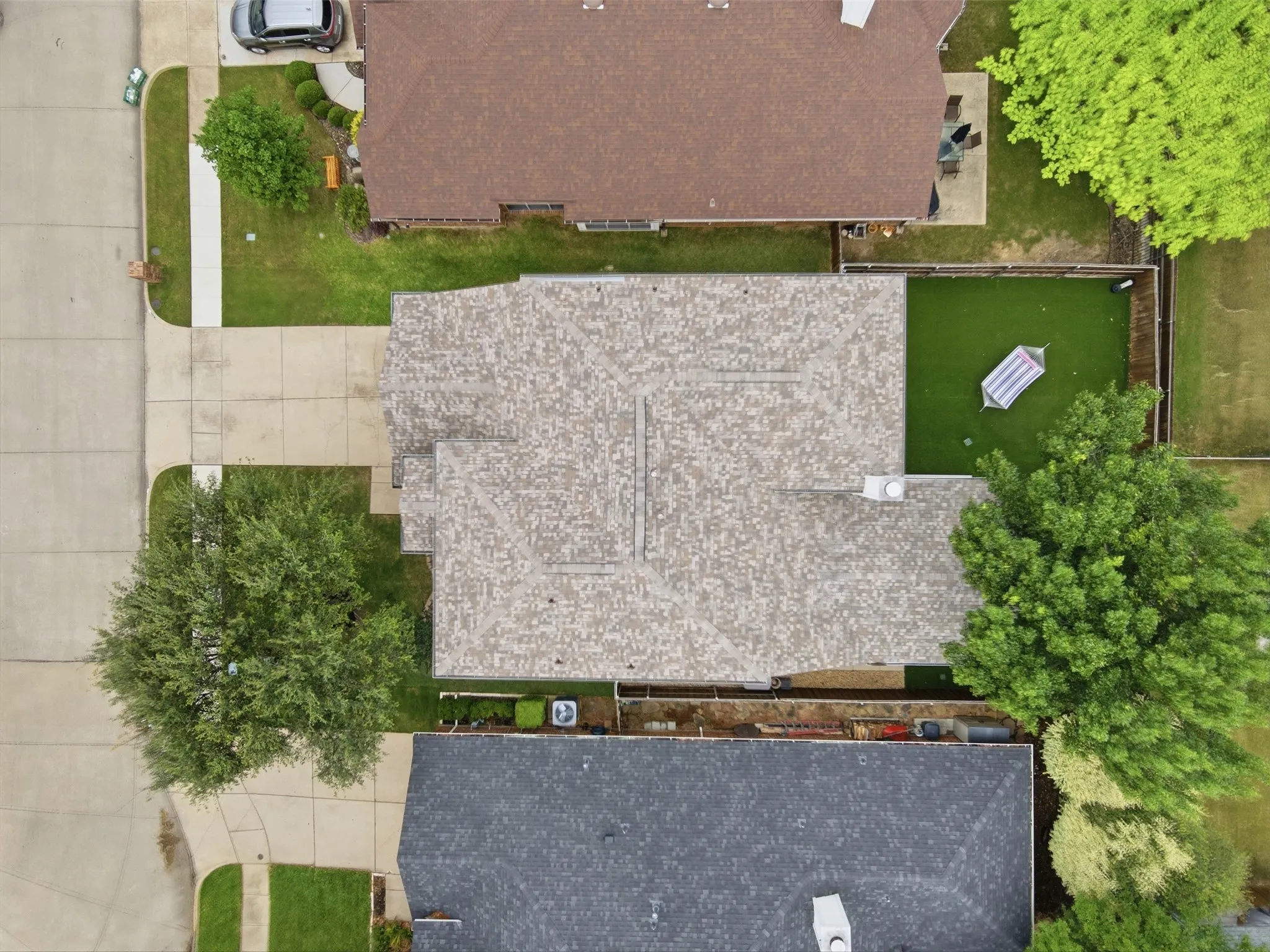 Single Family Residence For Sale in Tarrant County , 6974 Shoreview Drive, Grand Prairie, Texas 75054, 4 Bedroom, 3 Bathroom, 2 Garage spaces, 2,992 Sqft, built in 2004, mls#21354862, Real Estate Agent in Grand Prairie, Homes For Sale in Tarrant county, Homes For Sale in Grand Prairie, Realtor in Grand Prairie Texas, Real Estate Brokerage Independent Realty Texas, Luminita Cordes Realtor