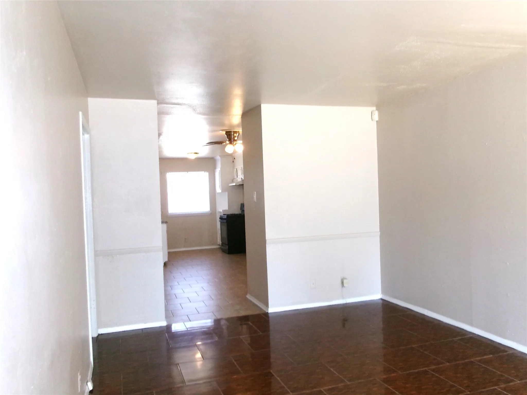 Single Family Residence For Sale in Tarrant County , 4204 Burke Road, Fort Worth, Texas 76119, 3 Bedroom, 2 Bathroom, 2 Garage spaces, 1,107 Sqft, built in 1961, mls#21346752, Real Estate Agent in Fort Worth, Homes For Sale in Tarrant county, Homes For Sale in Fort Worth, Realtor in Fort Worth Texas, Real Estate Brokerage Independent Realty Texas, Luminita Cordes Realtor