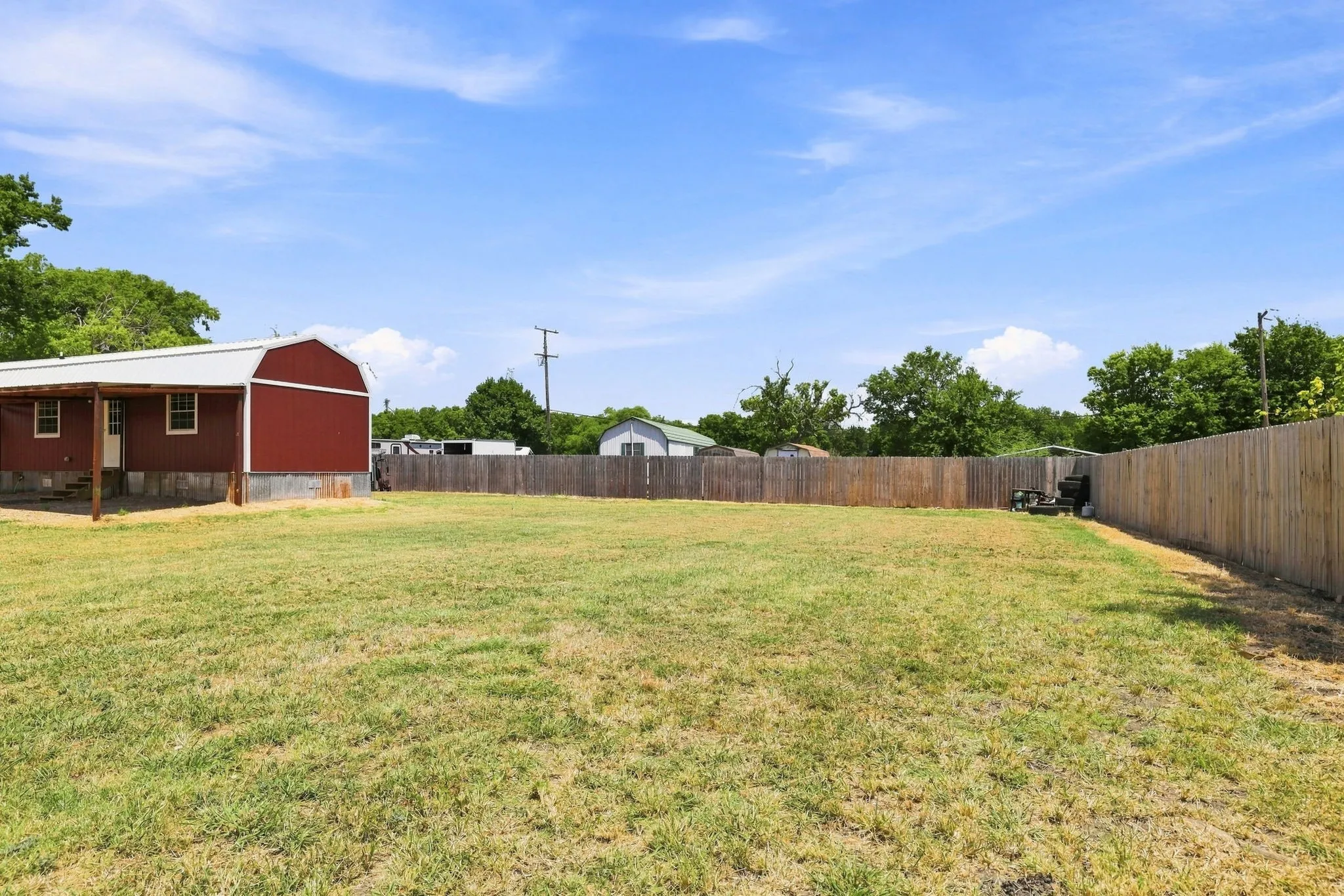 Single Family Residence For Sale in Fannin County , 933 Scott, Honey Grove, Texas 75446, 2 Bedroom, 2 Bathroom, Garage spaces, 884 Sqft, built in 2026, mls#21352482, Real Estate Agent in Honey Grove, Homes For Sale in Fannin county, Homes For Sale in Honey Grove, Realtor in Honey Grove Texas, Real Estate Brokerage Independent Realty Texas, Luminita Cordes Realtor