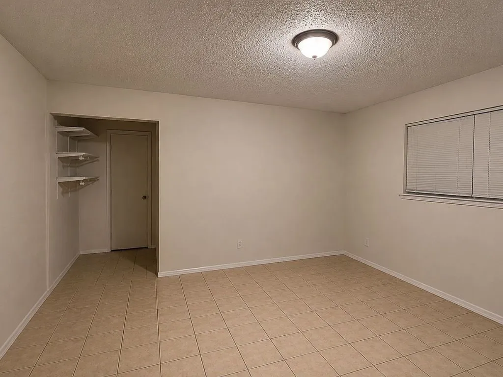 Single Family Residence For Rent in Tarrant County , 7517 Castillo Road, Fort Worth, Texas 76112, 3 Bedroom, 2 Bathroom, 2 Garage spaces, 1,403 Sqft, built in 1973, mls#21355140, Real Estate Agent in Fort Worth, Homes For Rent in Tarrant county, Homes For Rent in Fort Worth, Realtor in Fort Worth Texas, Real Estate Brokerage Independent Realty Texas, Luminita Cordes Realtor