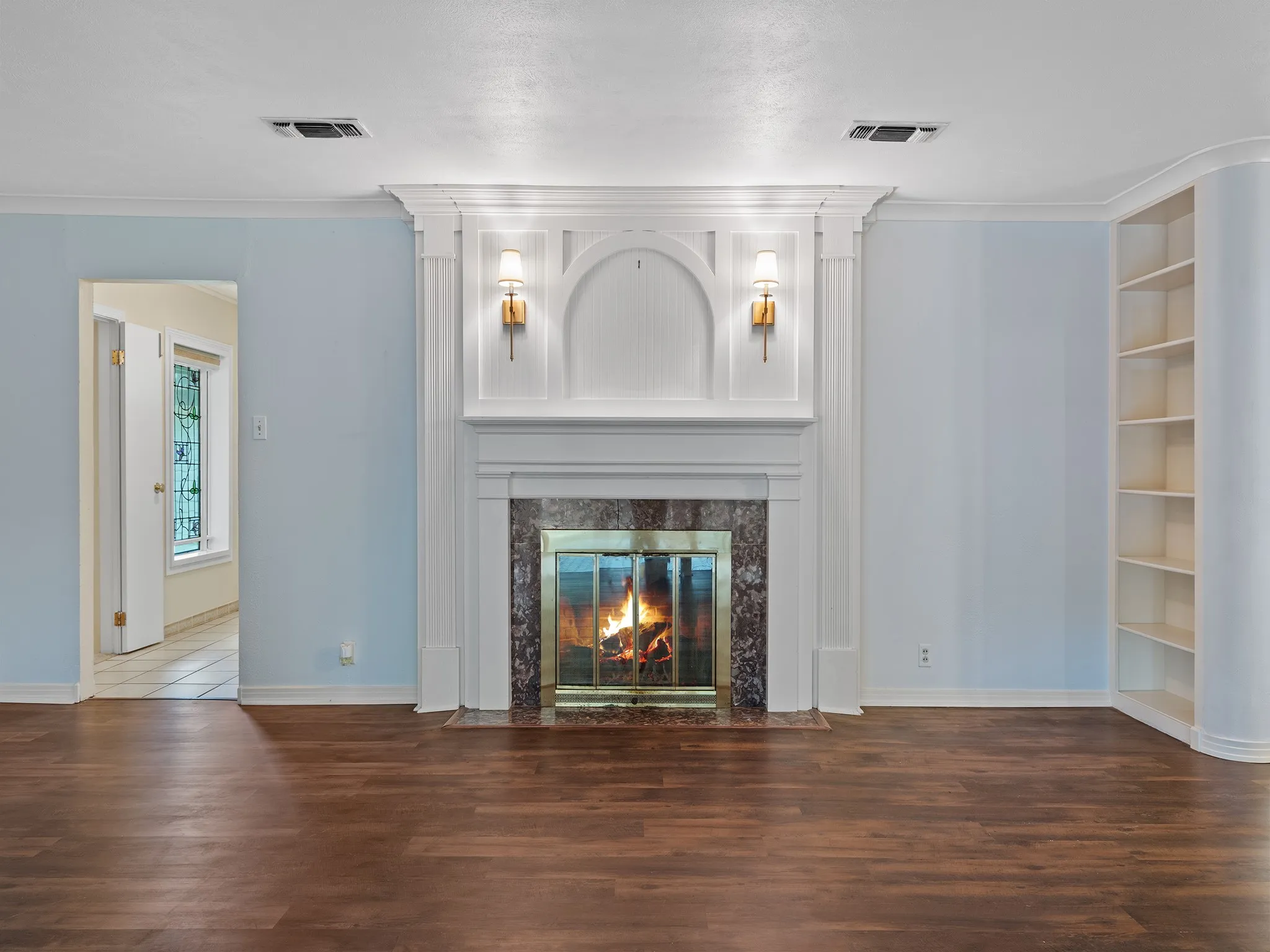 Single Family Residence For Sale in Hunt County , 2115 Park Street, Greenville, Texas 75401, 4 Bedroom, 3 Bathroom, Garage spaces, 2,535 Sqft, built in 1949, mls#21351677, Real Estate Agent in Greenville, Homes For Sale in Hunt county, Homes For Sale in Greenville, Realtor in Greenville Texas, Real Estate Brokerage Independent Realty Texas, Luminita Cordes Realtor