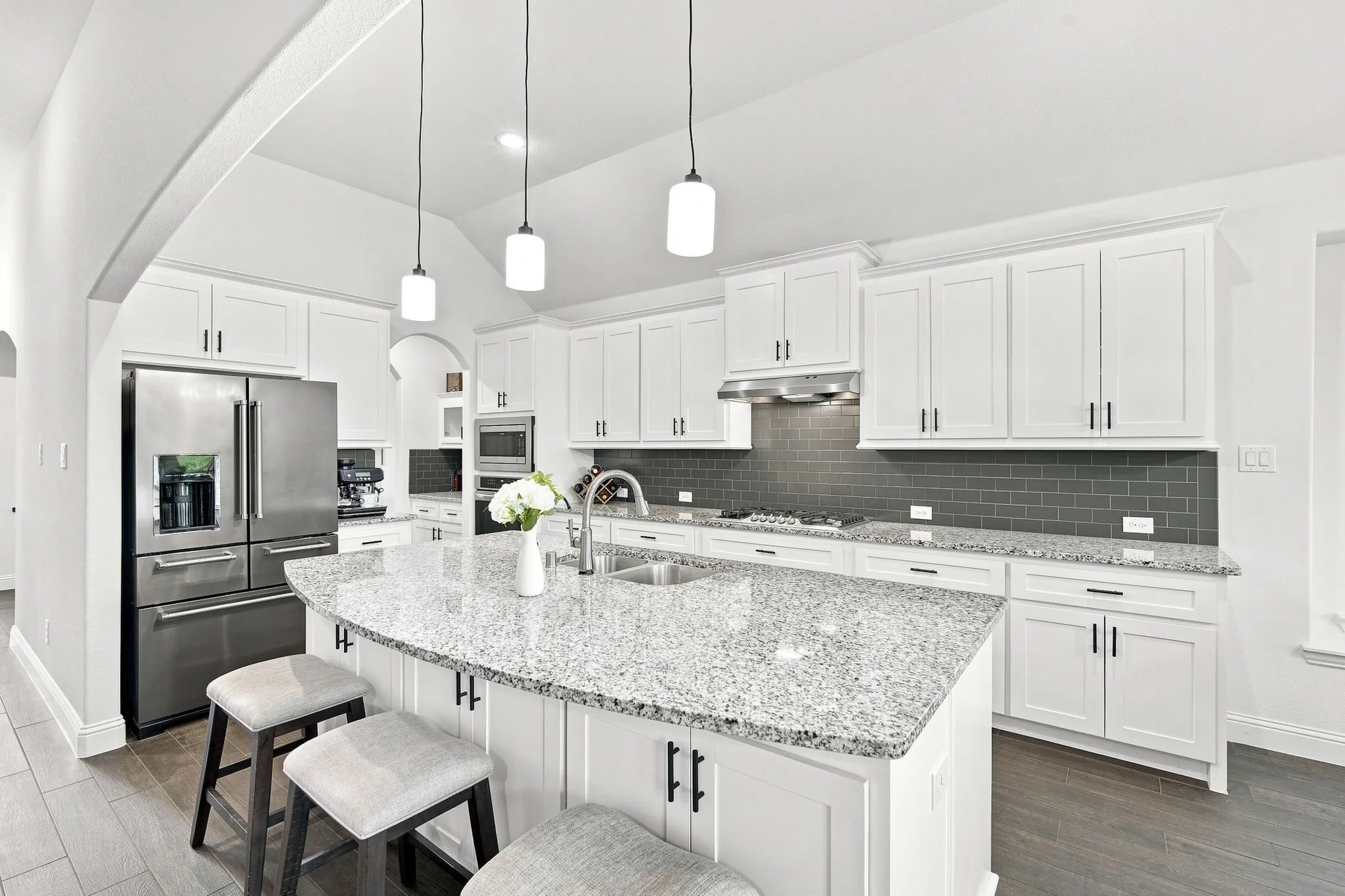Single Family Residence For Sale in Denton County , 5812 Painswick Drive, Celina, Texas 76227, 4 Bedroom, 2 Bathroom, 3 Garage spaces, 2,464 Sqft, built in 2020, mls#21346862, Real Estate Agent in Celina, Homes For Sale in Denton county, Homes For Sale in Celina, Realtor in Celina Texas, Real Estate Brokerage Independent Realty Texas, Luminita Cordes Realtor