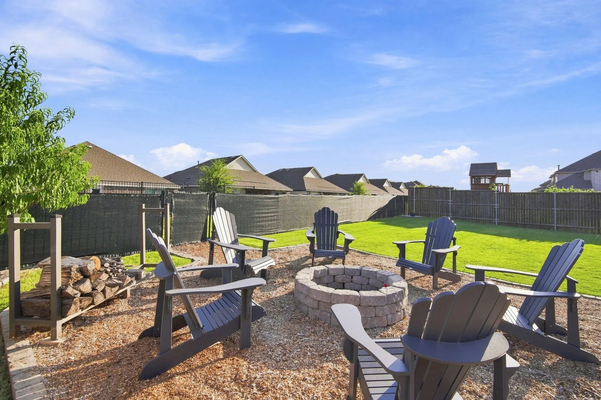 Single Family Residence For Sale in Denton County , 5812 Painswick Drive, Celina, Texas 76227, 4 Bedroom, 2 Bathroom, 3 Garage spaces, 2,464 Sqft, built in 2020, mls#21346862, Real Estate Agent in Celina, Homes For Sale in Denton county, Homes For Sale in Celina, Realtor in Celina Texas, Real Estate Brokerage Independent Realty Texas, Luminita Cordes Realtor