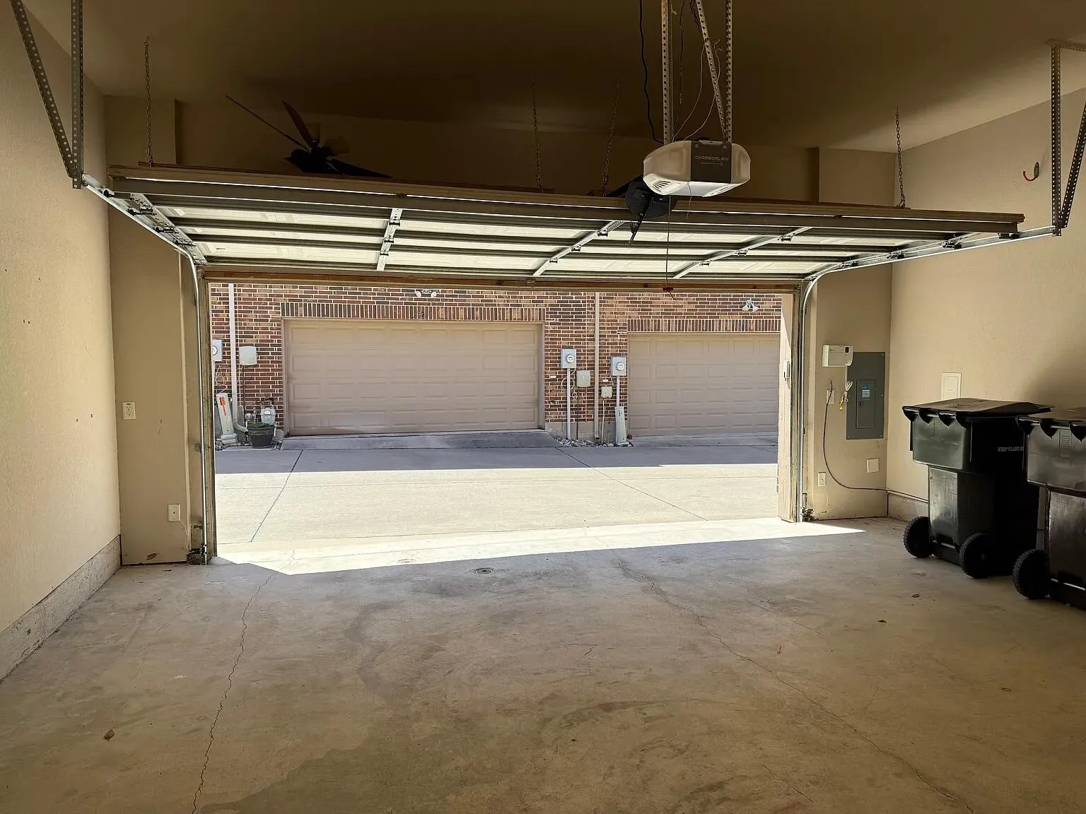 Townhouse For Sale in Collin County , 7929 Maddox Road, Plano, Texas 75024, 2 Bedroom, 4 Bathroom, 2 Garage spaces, 2,054 Sqft, built in 2009, mls#21355165, Real Estate Agent in Plano, Homes For Sale in Collin county, Homes For Sale in Plano, Realtor in Plano Texas, Real Estate Brokerage Independent Realty Texas, Luminita Cordes Realtor