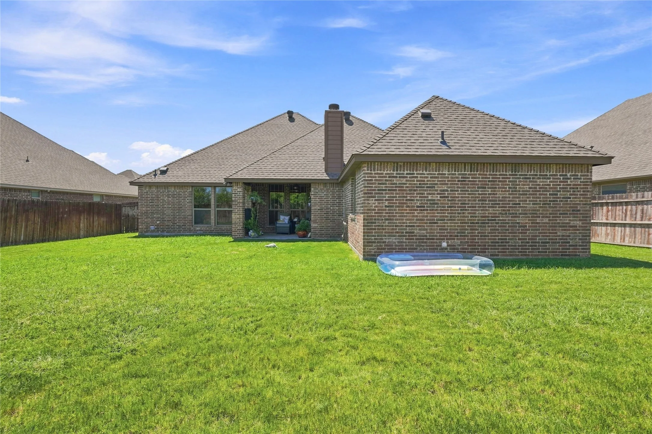 Single Family Residence For Sale in Parker County , 168 Whitetail Drive, Willow Park, Texas 76008, 3 Bedroom, 2 Bathroom, 2 Garage spaces, 1,709 Sqft, built in 2014, mls#21350963, Real Estate Agent in Willow Park, Homes For Sale in Parker county, Homes For Sale in Willow Park, Realtor in Willow Park Texas, Real Estate Brokerage Independent Realty Texas, Luminita Cordes Realtor