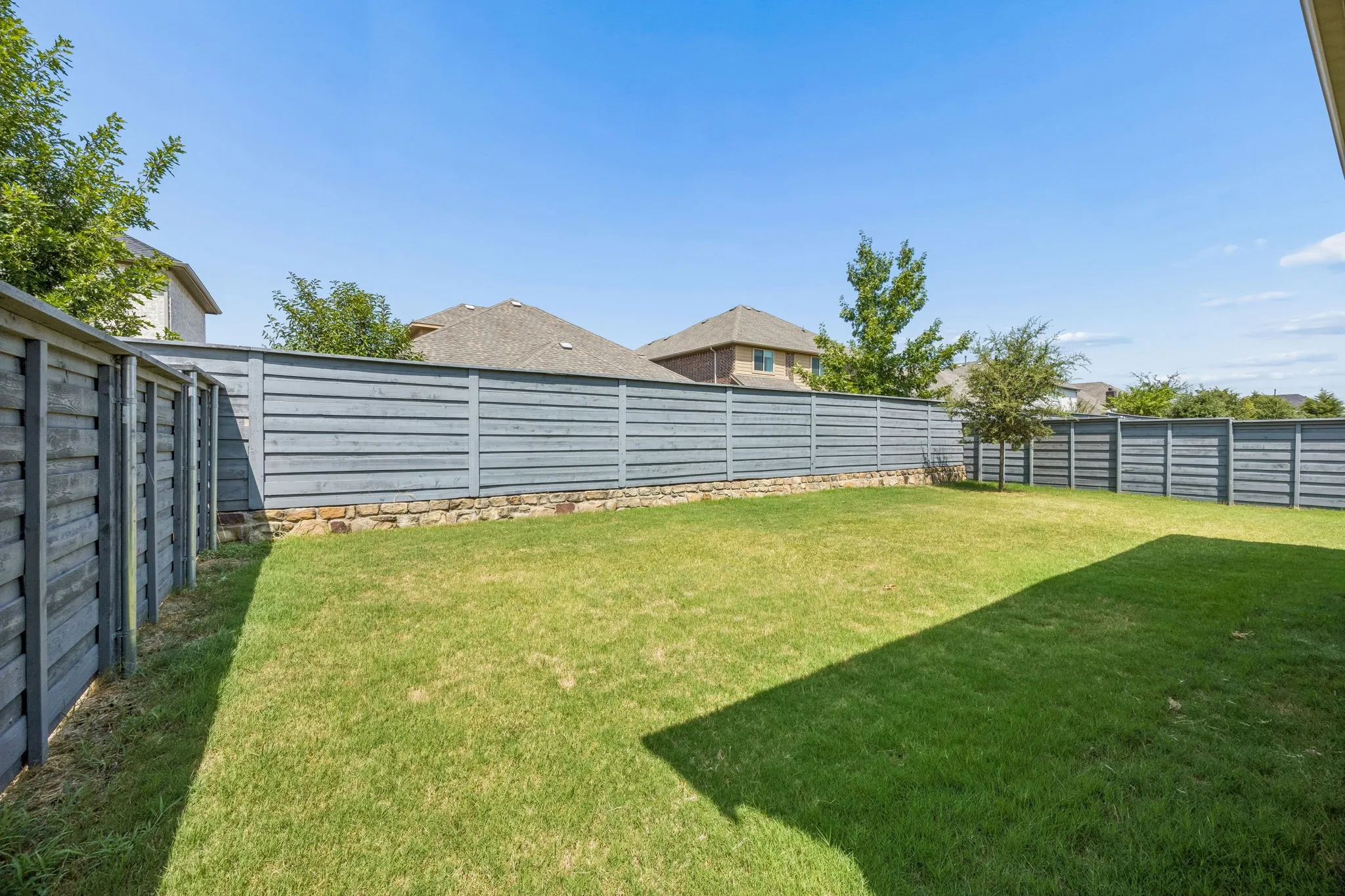 Single Family Residence For Sale in Denton County , 7416 Wispy Willow Lane, Little Elm, Texas 76227, 4 Bedroom, 4 Bathroom, 2 Garage spaces, 3,437 Sqft, built in 2020, mls#21343127, Real Estate Agent in Little Elm, Homes For Sale in Denton county, Homes For Sale in Little Elm, Realtor in Little Elm Texas, Real Estate Brokerage Independent Realty Texas, Luminita Cordes Realtor