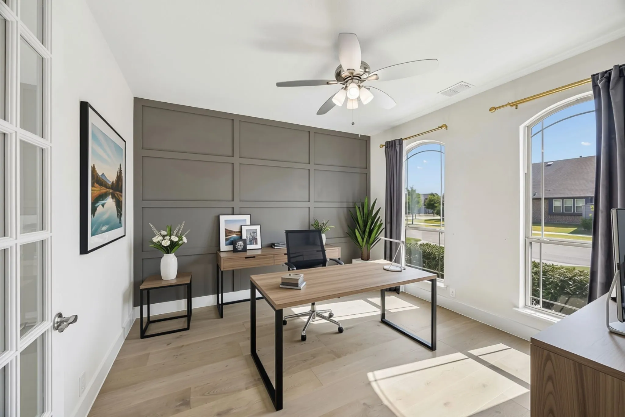 Single Family Residence For Sale in Denton County , 7416 Wispy Willow Lane, Little Elm, Texas 76227, 4 Bedroom, 4 Bathroom, 2 Garage spaces, 3,437 Sqft, built in 2020, mls#21343127, Real Estate Agent in Little Elm, Homes For Sale in Denton county, Homes For Sale in Little Elm, Realtor in Little Elm Texas, Real Estate Brokerage Independent Realty Texas, Luminita Cordes Realtor