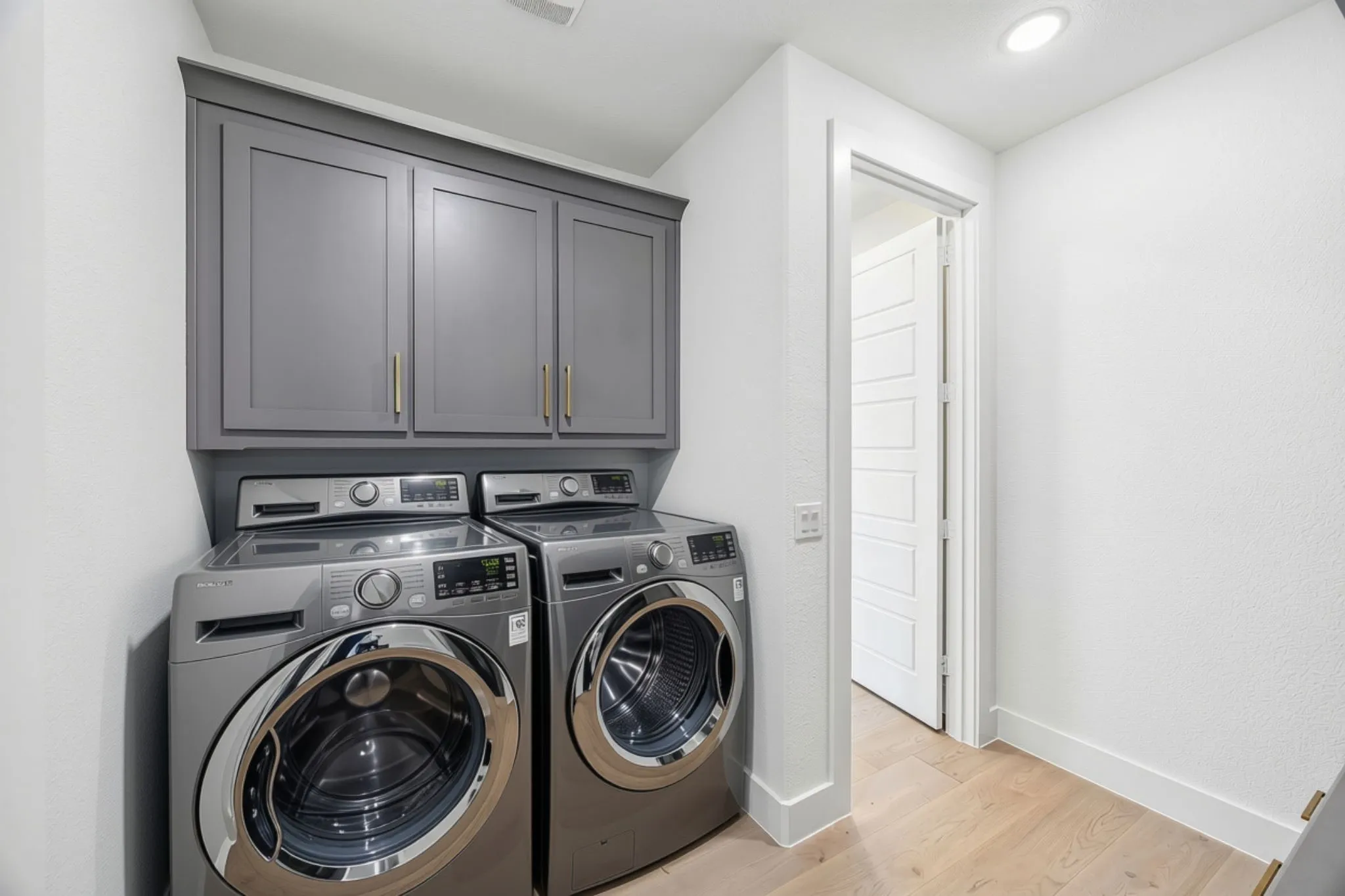 Single Family Residence For Sale in Denton County , 7416 Wispy Willow Lane, Little Elm, Texas 76227, 4 Bedroom, 4 Bathroom, 2 Garage spaces, 3,437 Sqft, built in 2020, mls#21343127, Real Estate Agent in Little Elm, Homes For Sale in Denton county, Homes For Sale in Little Elm, Realtor in Little Elm Texas, Real Estate Brokerage Independent Realty Texas, Luminita Cordes Realtor