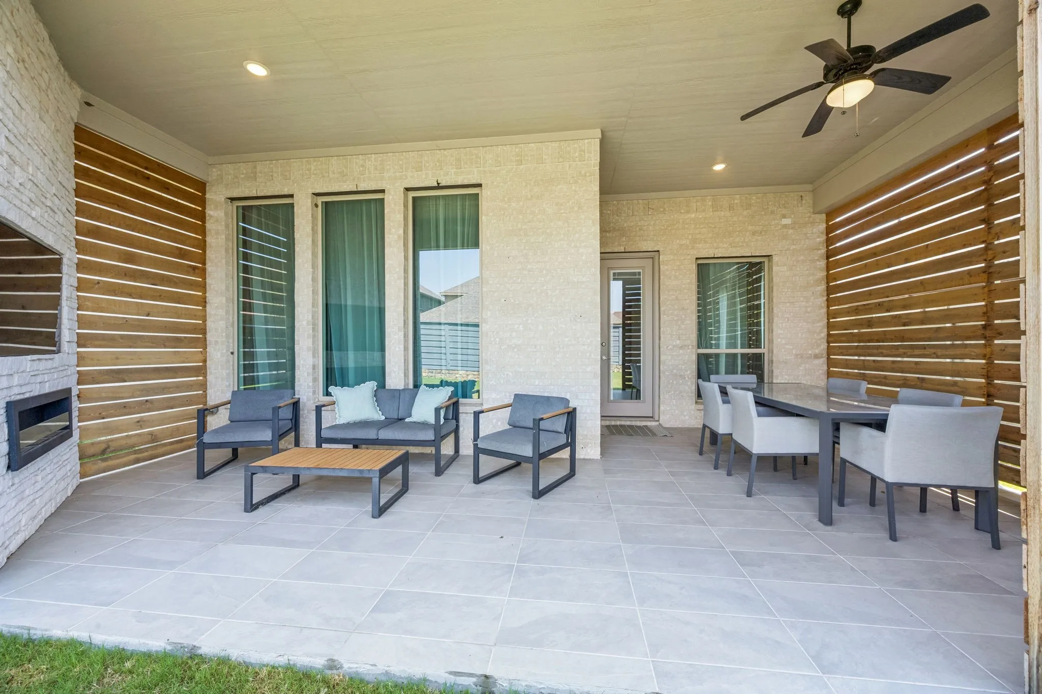 Single Family Residence For Sale in Denton County , 7416 Wispy Willow Lane, Little Elm, Texas 76227, 4 Bedroom, 4 Bathroom, 2 Garage spaces, 3,437 Sqft, built in 2020, mls#21343127, Real Estate Agent in Little Elm, Homes For Sale in Denton county, Homes For Sale in Little Elm, Realtor in Little Elm Texas, Real Estate Brokerage Independent Realty Texas, Luminita Cordes Realtor