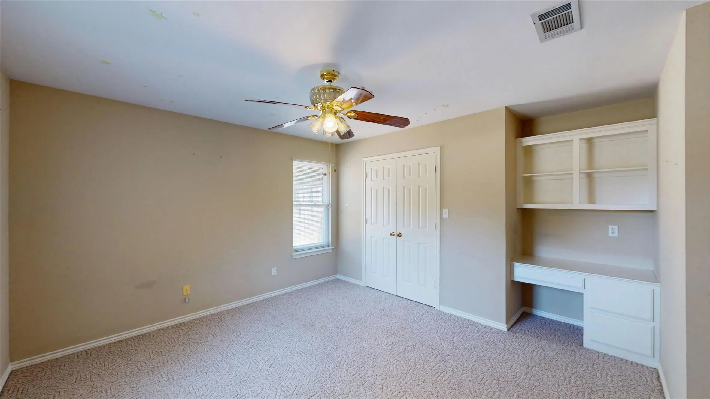 Single Family Residence For Sale in Henderson County , 356 Copeland Circle, Chandler, Texas 75758, 3 Bedroom, 2 Bathroom, 2 Garage spaces, 1,849 Sqft, built in 1996, mls#21355169, Real Estate Agent in Chandler, Homes For Sale in Henderson county, Homes For Sale in Chandler, Realtor in Chandler Texas, Real Estate Brokerage Independent Realty Texas, Luminita Cordes Realtor