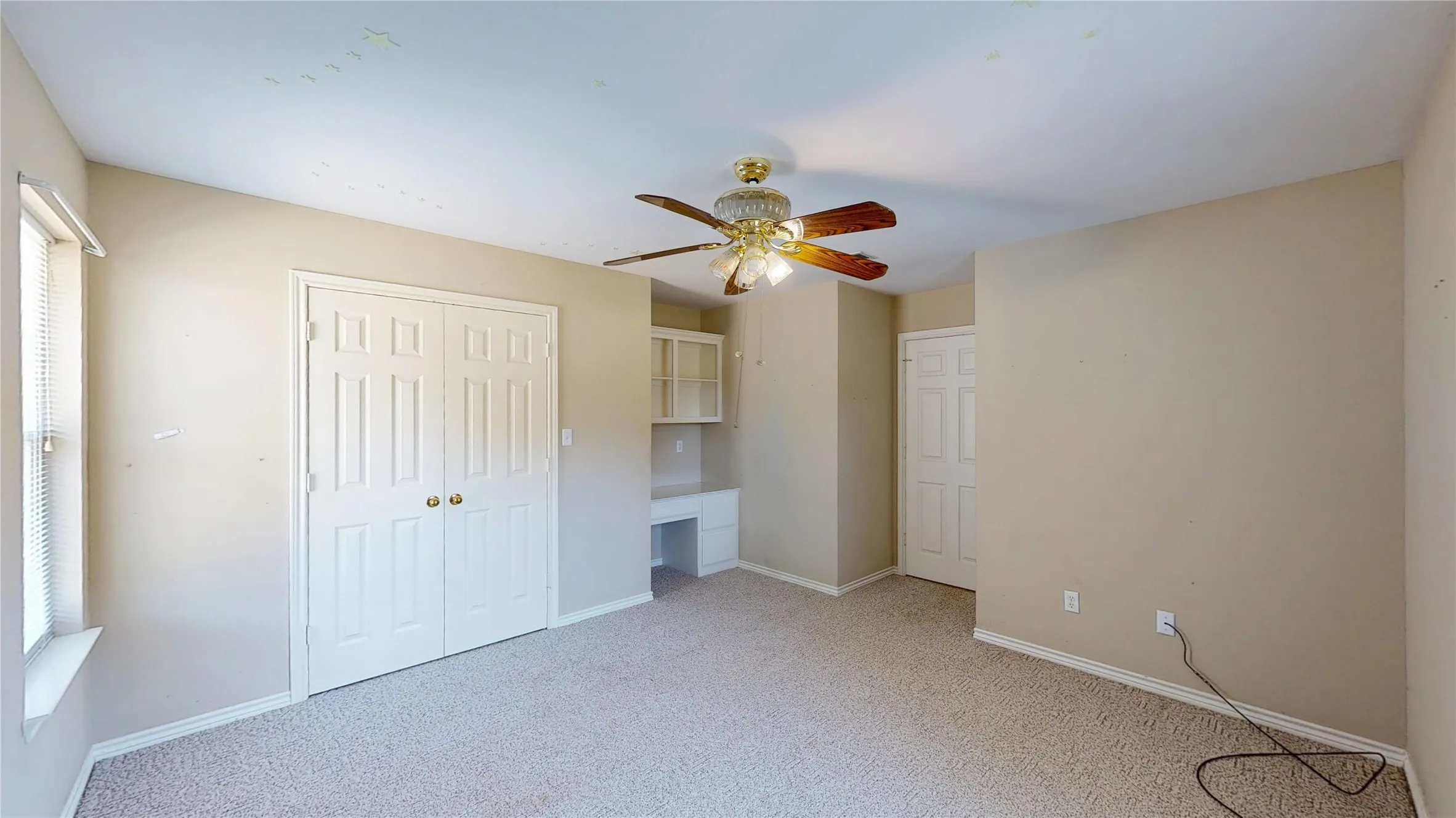 Single Family Residence For Sale in Henderson County , 356 Copeland Circle, Chandler, Texas 75758, 3 Bedroom, 2 Bathroom, 2 Garage spaces, 1,849 Sqft, built in 1996, mls#21355169, Real Estate Agent in Chandler, Homes For Sale in Henderson county, Homes For Sale in Chandler, Realtor in Chandler Texas, Real Estate Brokerage Independent Realty Texas, Luminita Cordes Realtor
