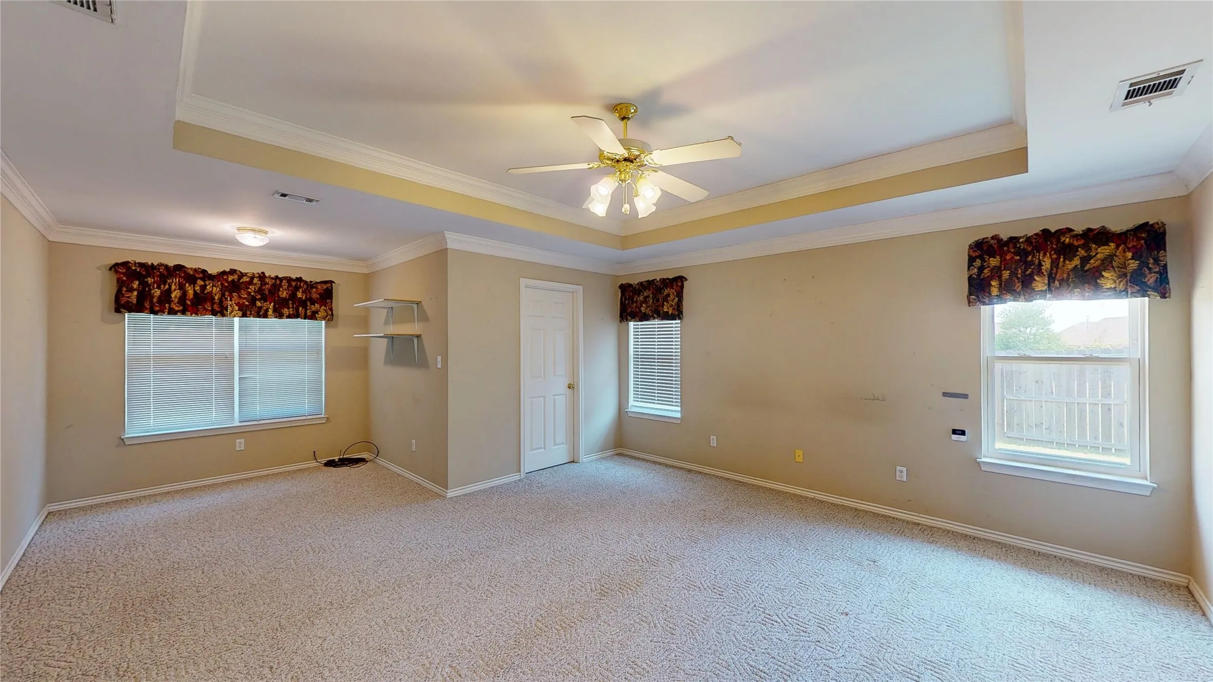 Single Family Residence For Sale in Henderson County , 356 Copeland Circle, Chandler, Texas 75758, 3 Bedroom, 2 Bathroom, 2 Garage spaces, 1,849 Sqft, built in 1996, mls#21355169, Real Estate Agent in Chandler, Homes For Sale in Henderson county, Homes For Sale in Chandler, Realtor in Chandler Texas, Real Estate Brokerage Independent Realty Texas, Luminita Cordes Realtor